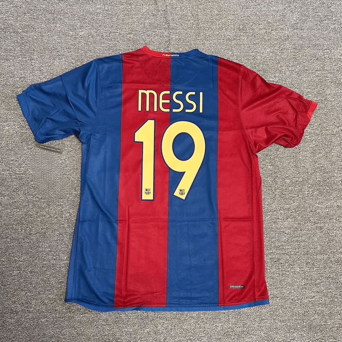 Other 2006 2007 Barcelona #10 Messi Jersey Size US XL / EU 56 / 4 - 1 Thumbnail