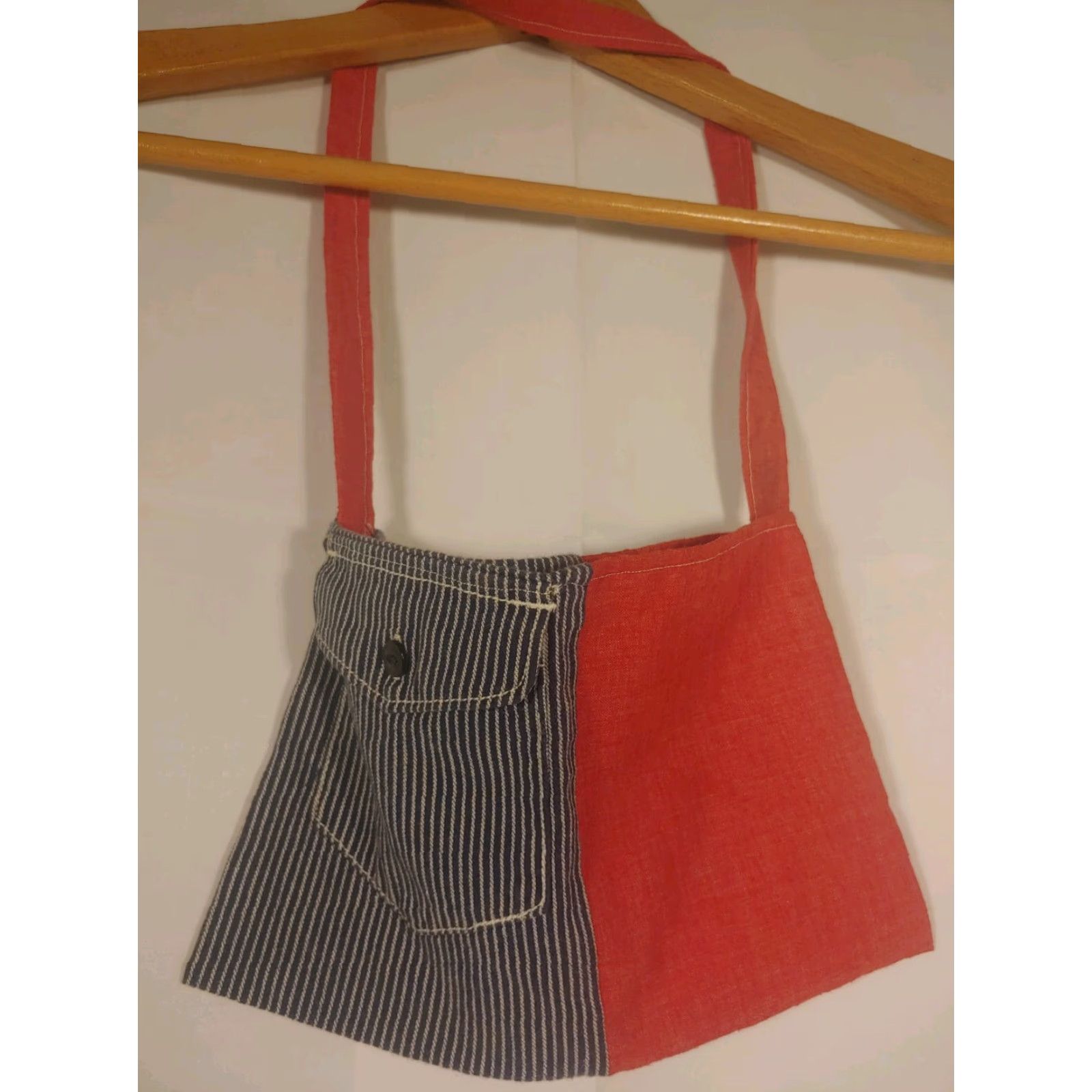 Vintage VINTAGE Handmade Railroad Stripe Heart Applique Patchwork Shoulder Bag Womens Small Cotton Navy Red Boho Hippie Size ONE SIZE - 3 Thumbnail