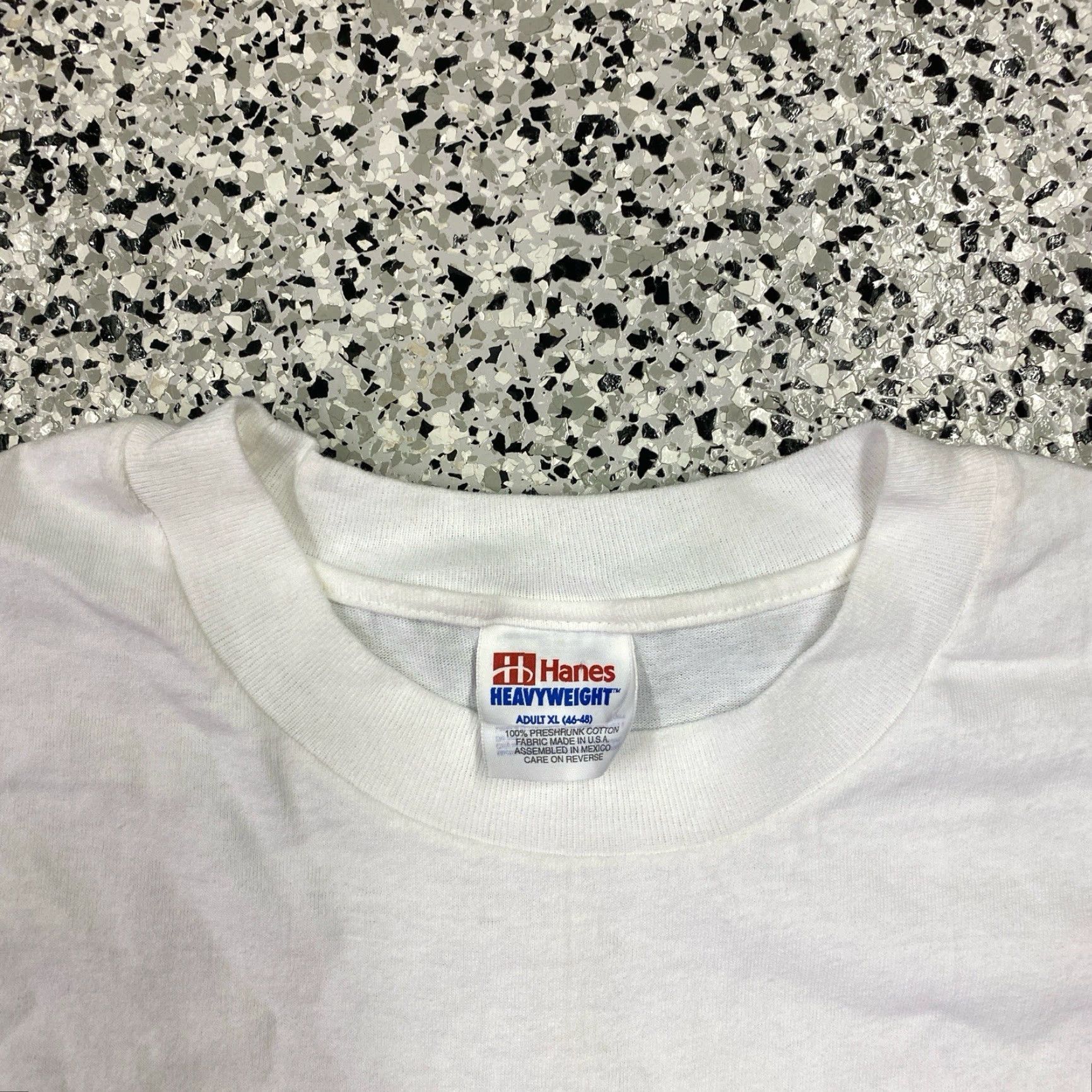 Hanes VINTAGE 90s Cheerleading Shirt Hanes XL White Tee Adult Regular Graphic Print Beach Hawaii USA 80s 90s Retro City Music Machine Washable CM Size US XL / EU 56 / 4 - 4 Thumbnail