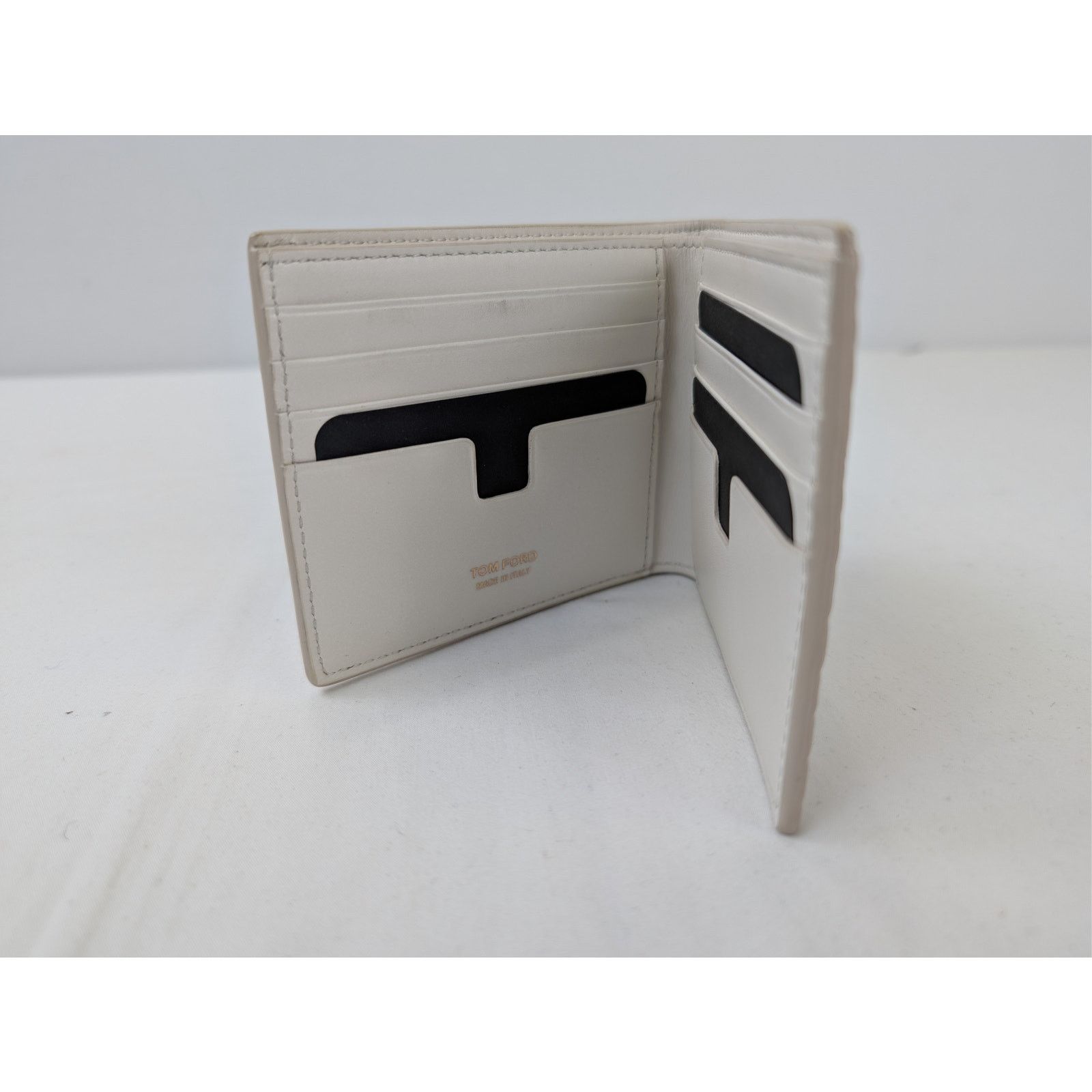 Tom Ford o1rshd1 Size: OS / Real Alligator Wallet in White Size ONE SIZE - 5 Thumbnail