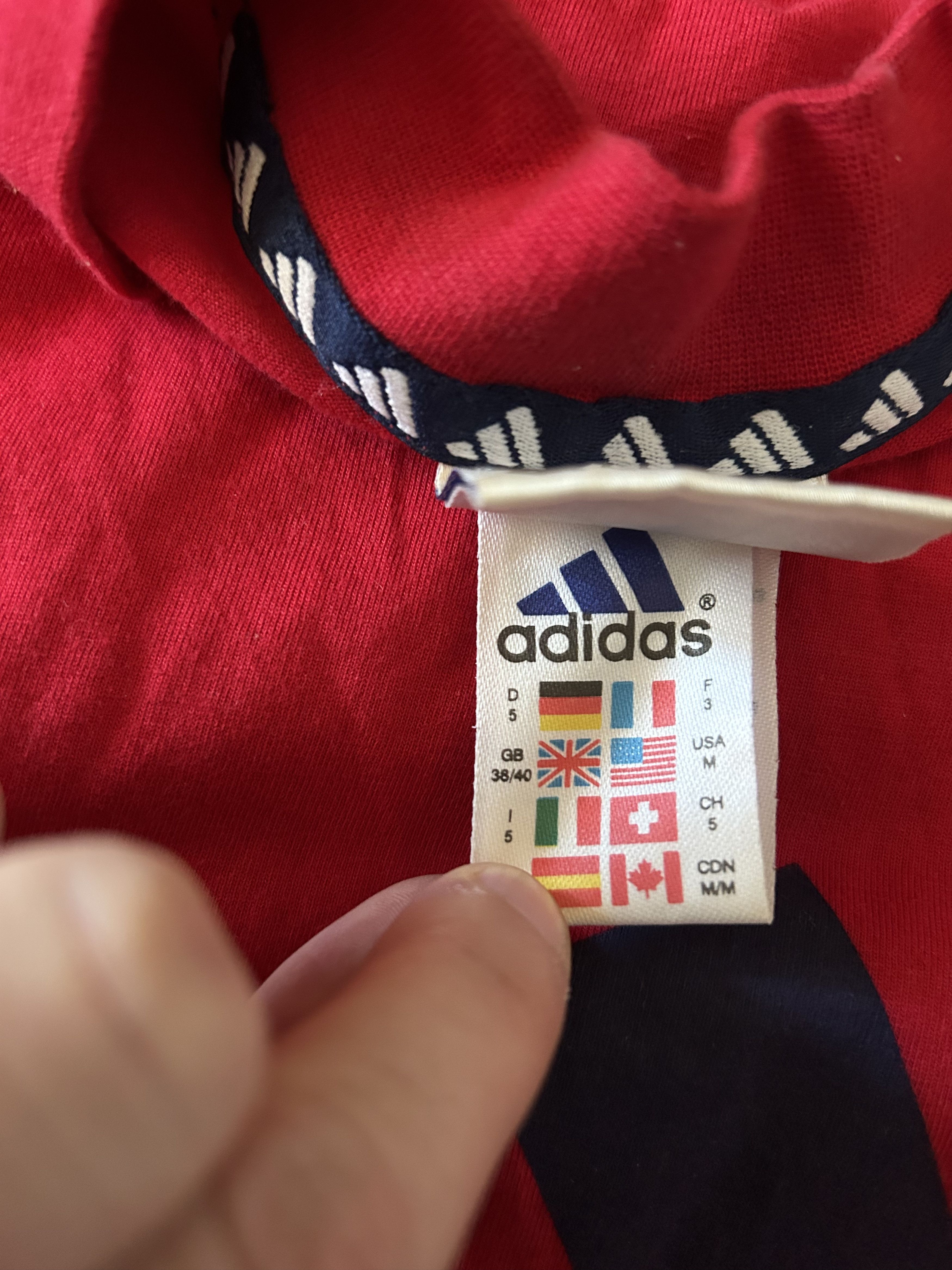Adidas Vintage adidas Men's T-shirt - L - SALE Size US L / EU 52-54 / 3 - 6 Thumbnail