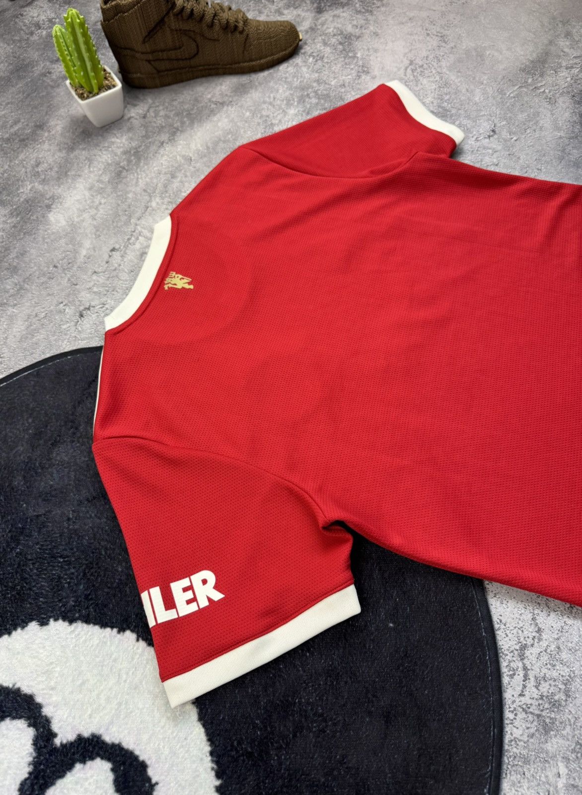 Adidas MANCHESTER UNITED 2021-2022 HOME FOOTBALL JERSEY ADIDAS Size US S / EU 44-46 / 1 - 17 Thumbnail