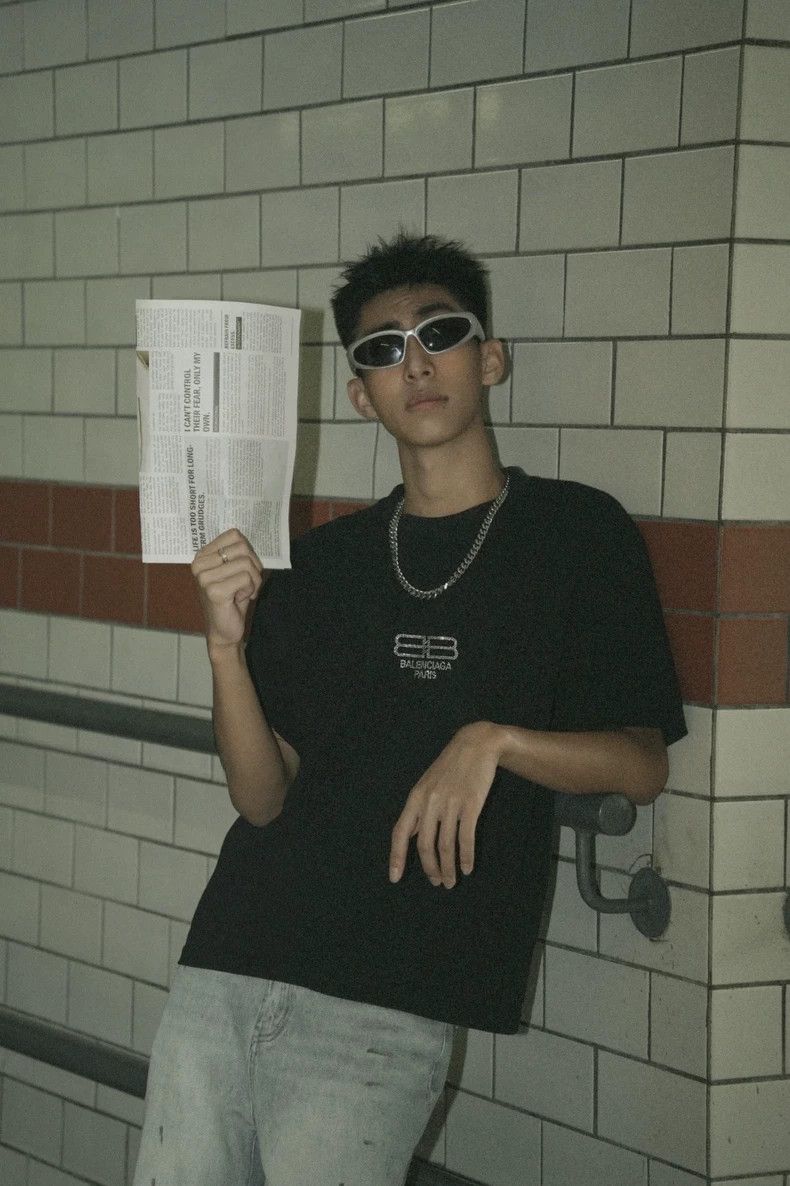 Other Balenciaga Black diamond logo short sleeve os xs size Size US XS / EU 42 / 0 - 9 Thumbnail