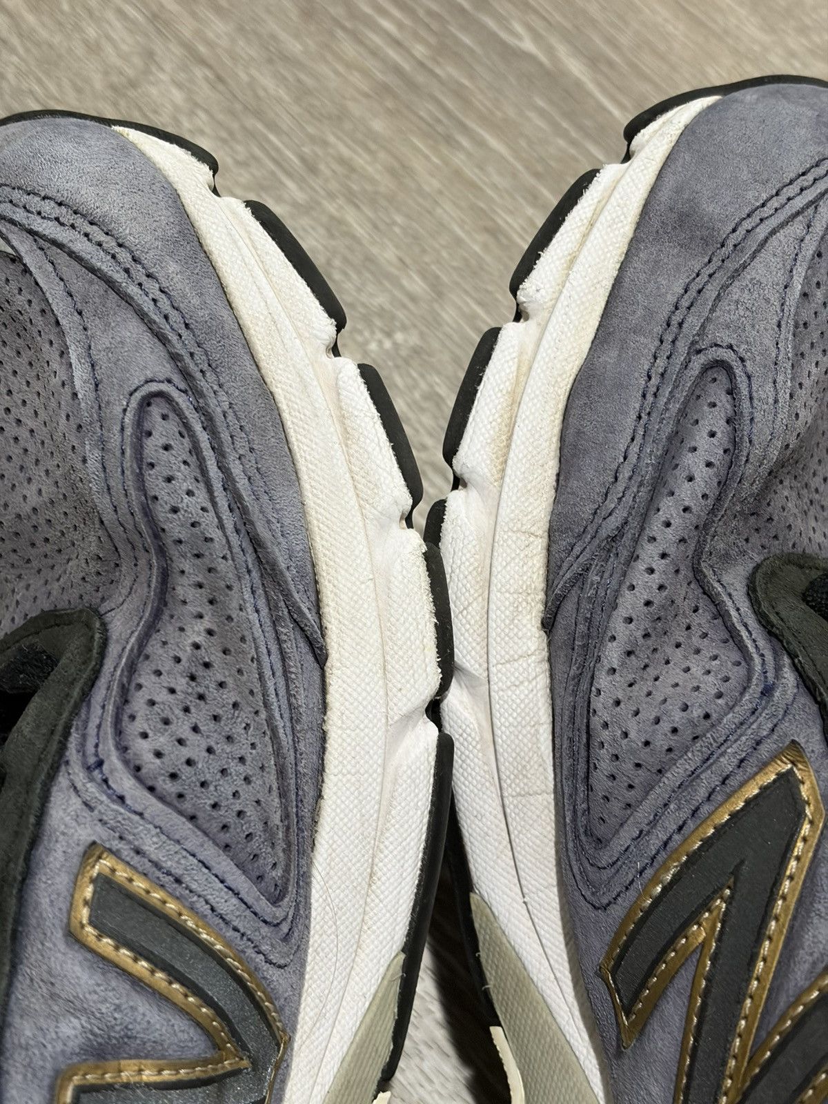 New Balance New Balance 990v5 Shoes Suede Made In USA Running Sneakers Size US 11 / EU 44 - 13 Thumbnail