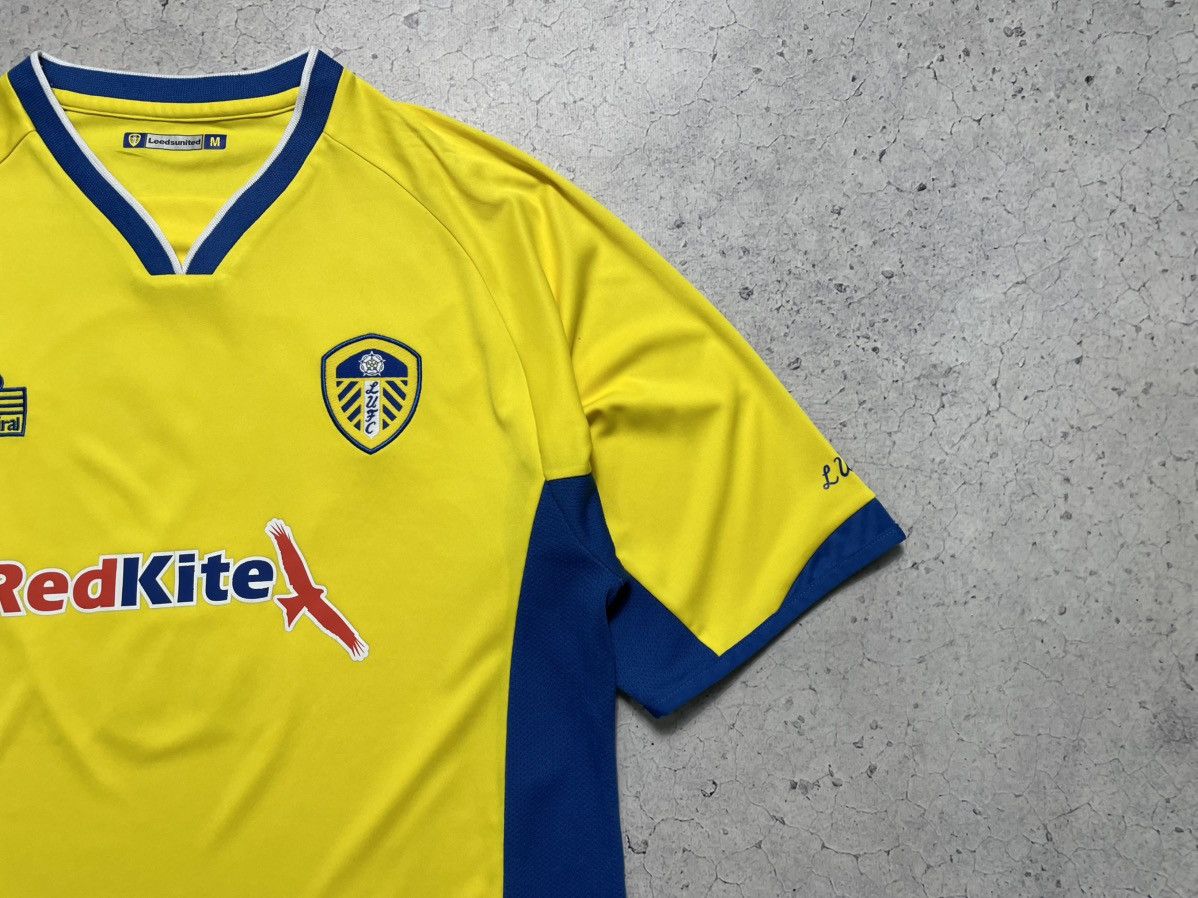 Vintage Admiral FC Leeds United Jermaine Beckford Jersey 2007/2008 Size US M / EU 48-50 / 2 - 4 Thumbnail