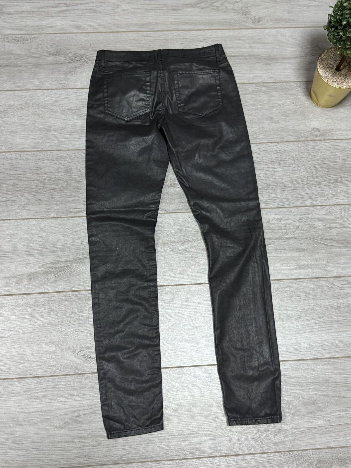 Acne Studios Acne Studios low pleather pants slim Size 28" / US 6 / IT 42 - 8 Thumbnail