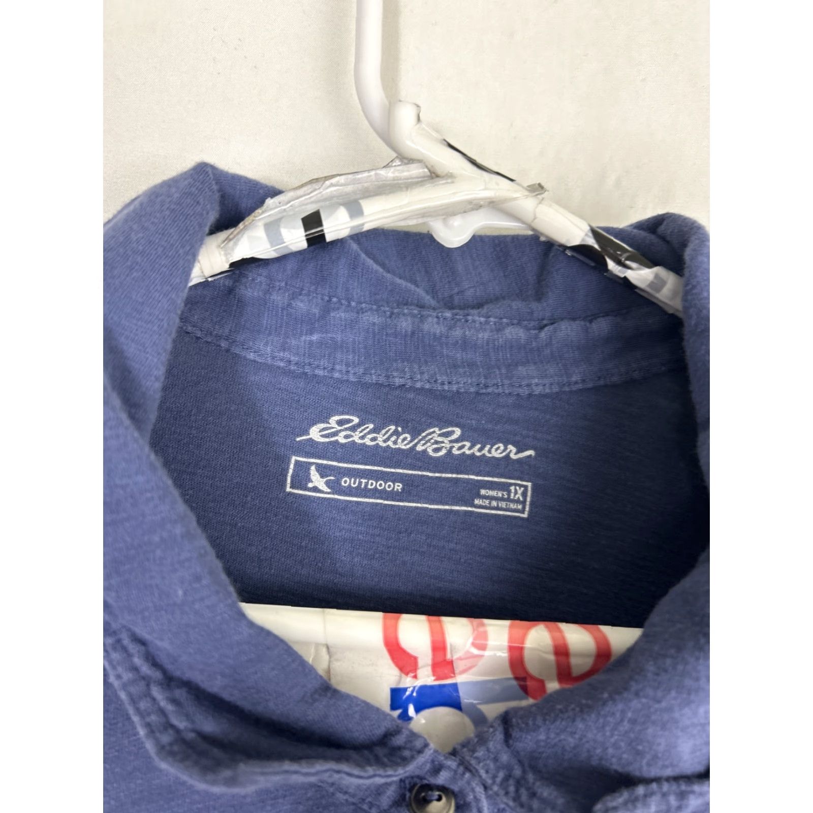 Eddie Bauer Eddie Bauer Womens Button-Up Shirt Navy Blue 1X Long Sleeve Cotton Adjustable Shirt Womens 1X Navy Blue Long Sleeve Cotton Adjustable Size XL / US 12-14 / IT 48-50 - 7 Thumbnail