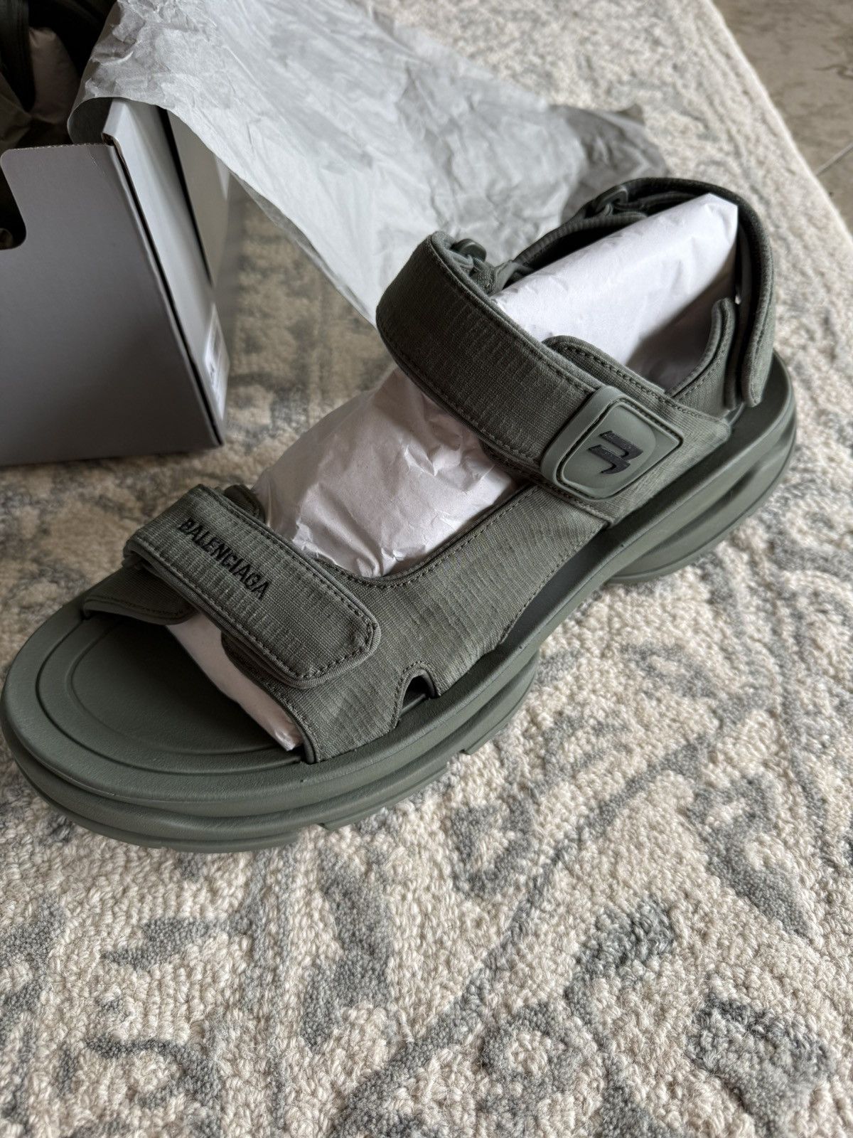 Balenciaga Balenciaga tourist sandal sneakers Demna khaki green 47 Size US 13 / EU 46 - 5 Thumbnail