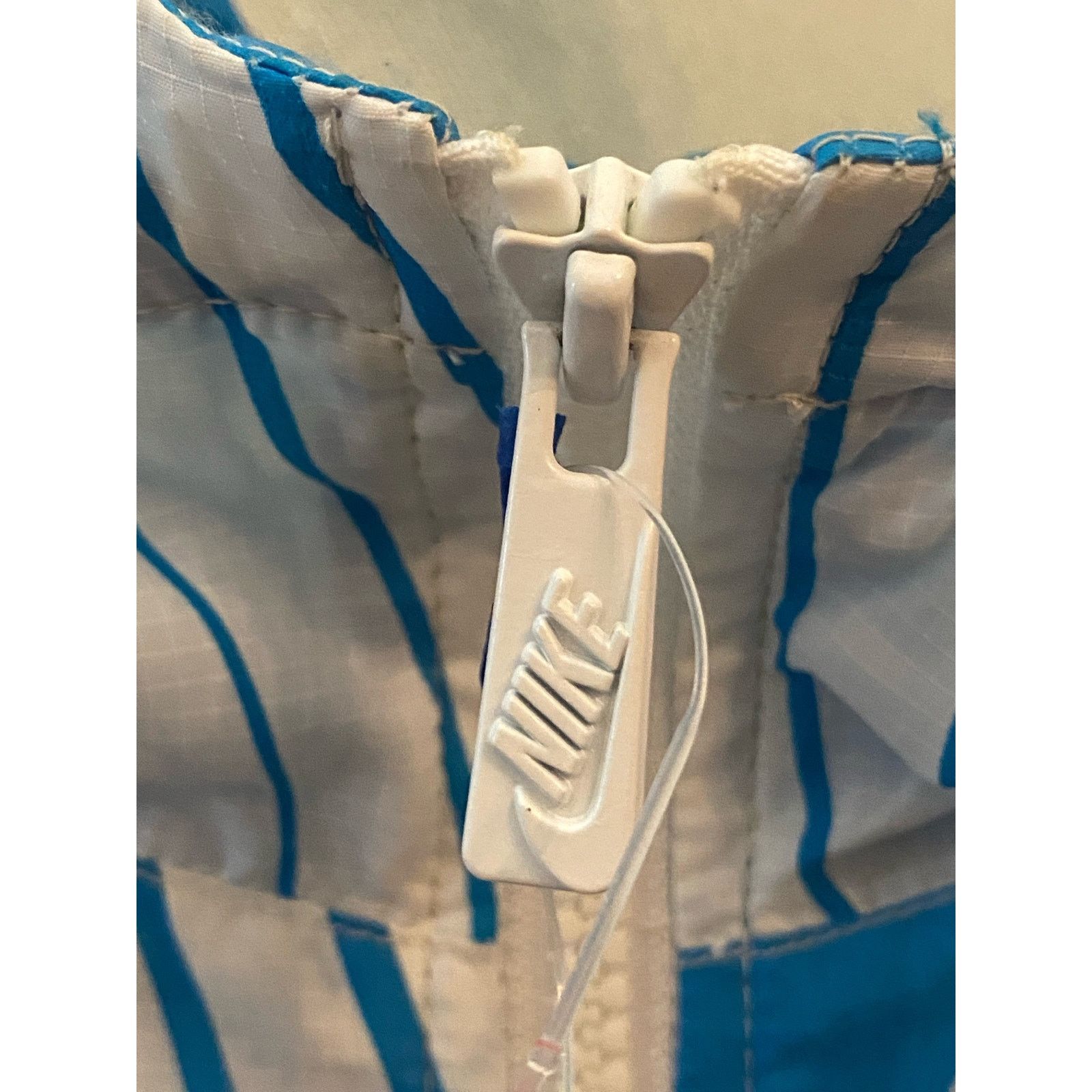 Nike vtg Nike Wind Breaker m large Size US L / EU 52-54 / 3 - 5 Thumbnail