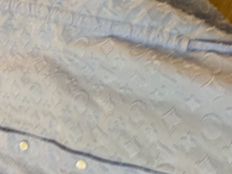 Louis Vuitton Louis Vuitton size 34 Full print shirt Size US M / EU 48-50 / 2 - 4 Thumbnail