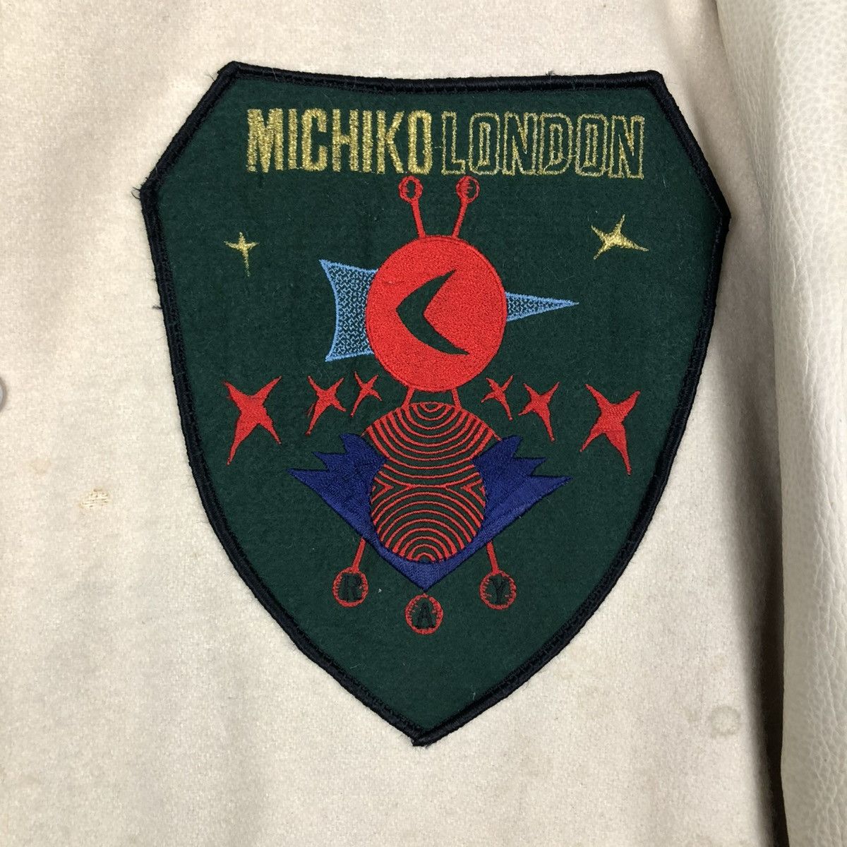 Japanese Brand 🔥VINTAGE BOMBER JACKET MICHIKO KOSHINO BIG LOGO BACKHIT Size US M / EU 48-50 / 2 - 19 Thumbnail