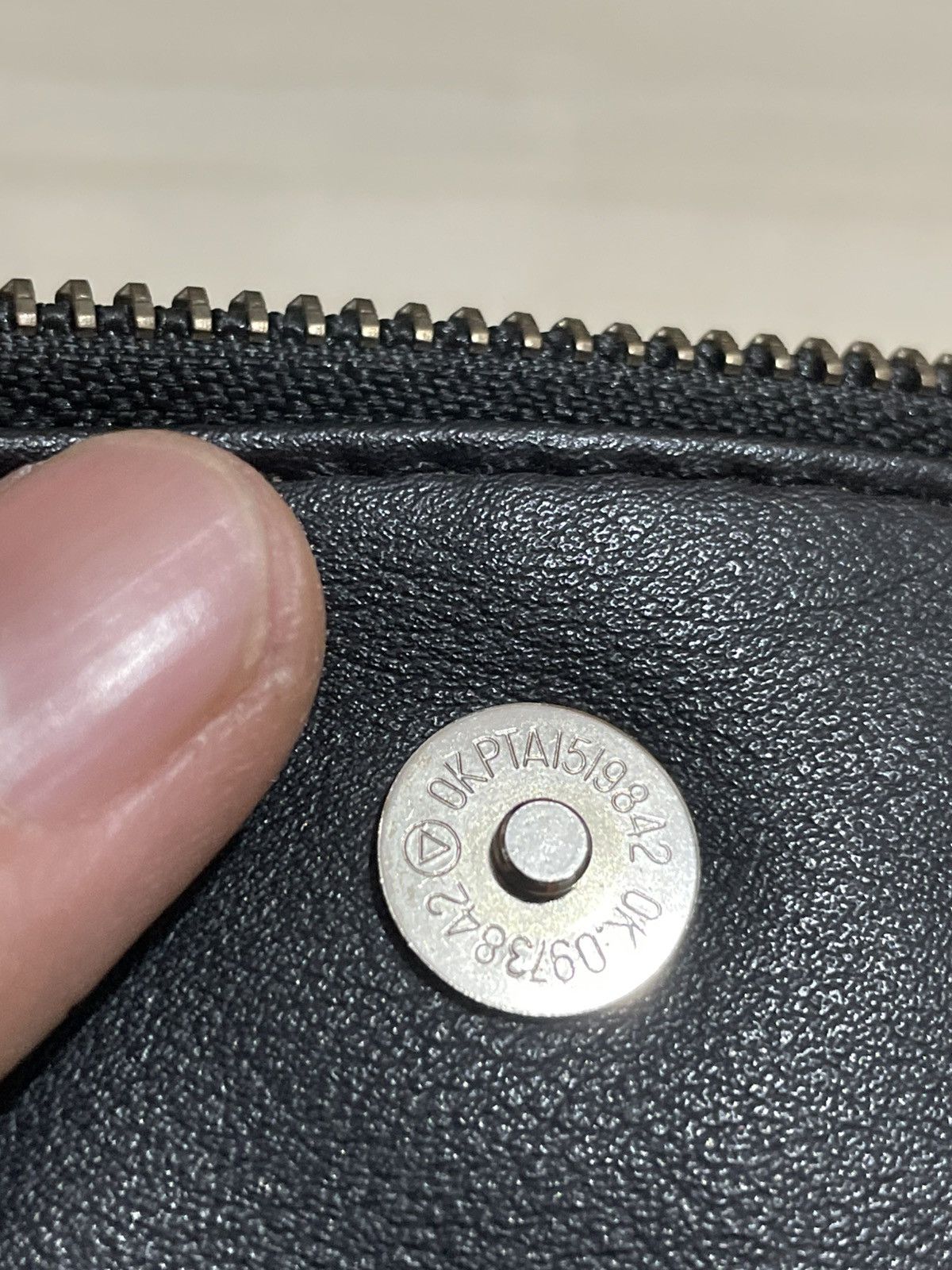 Givenchy Givenchy parfume bag leather Size ONE SIZE - 4 Thumbnail