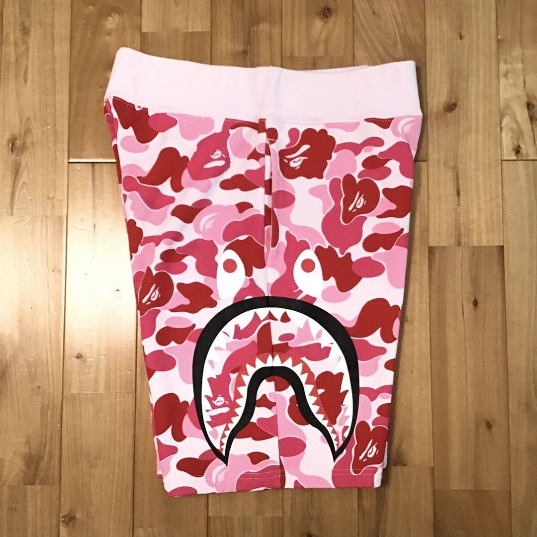 Bape BAPE ABC camo Pink Side Shark sweat shorts APE ★size M Size US 32 / EU 48 - 2 Thumbnail