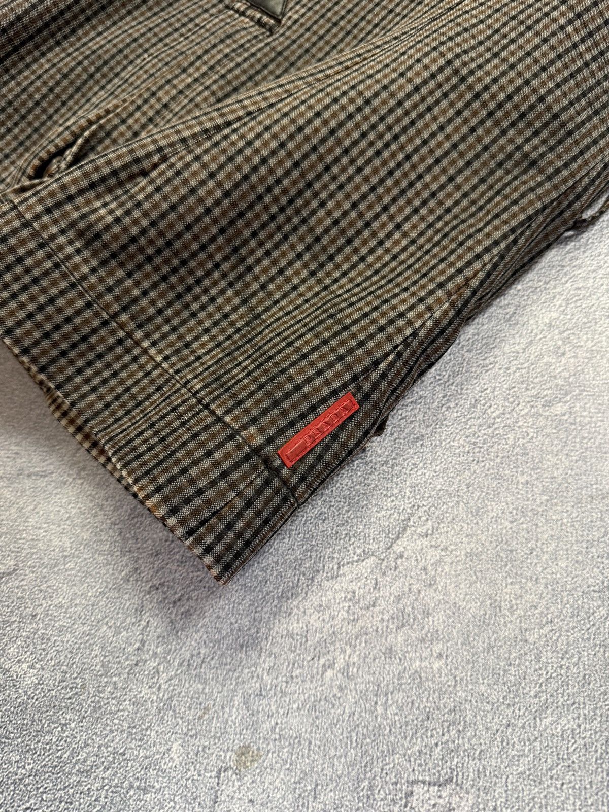 Prada Prada vintage women light jacket with red tab Size M / US 6-8 / IT 42-44 - 7 Thumbnail