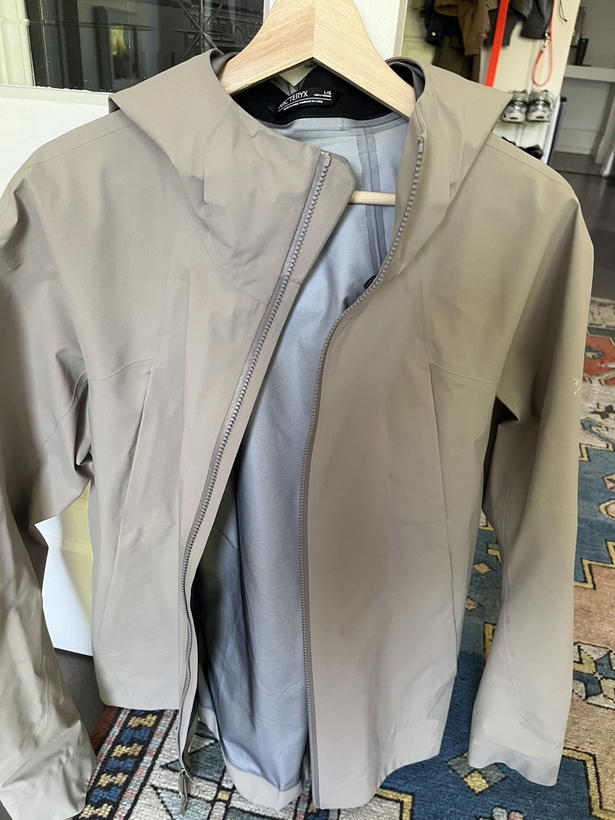 Arc'teryx Arc’teryx Large Men’s Jacket (Gore-Tex) Size US L / EU 52-54 / 3 - 4 Thumbnail