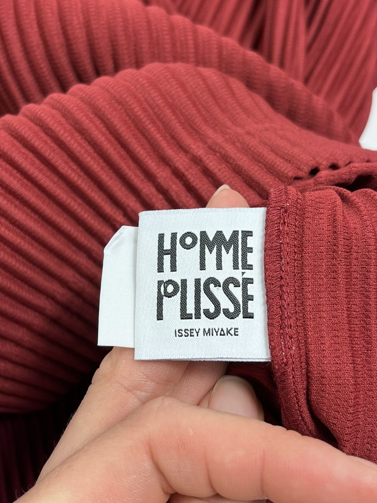 Issey Miyake PLEATED T-SHIRT Size US XL / EU 56 / 4 - 4 Thumbnail
