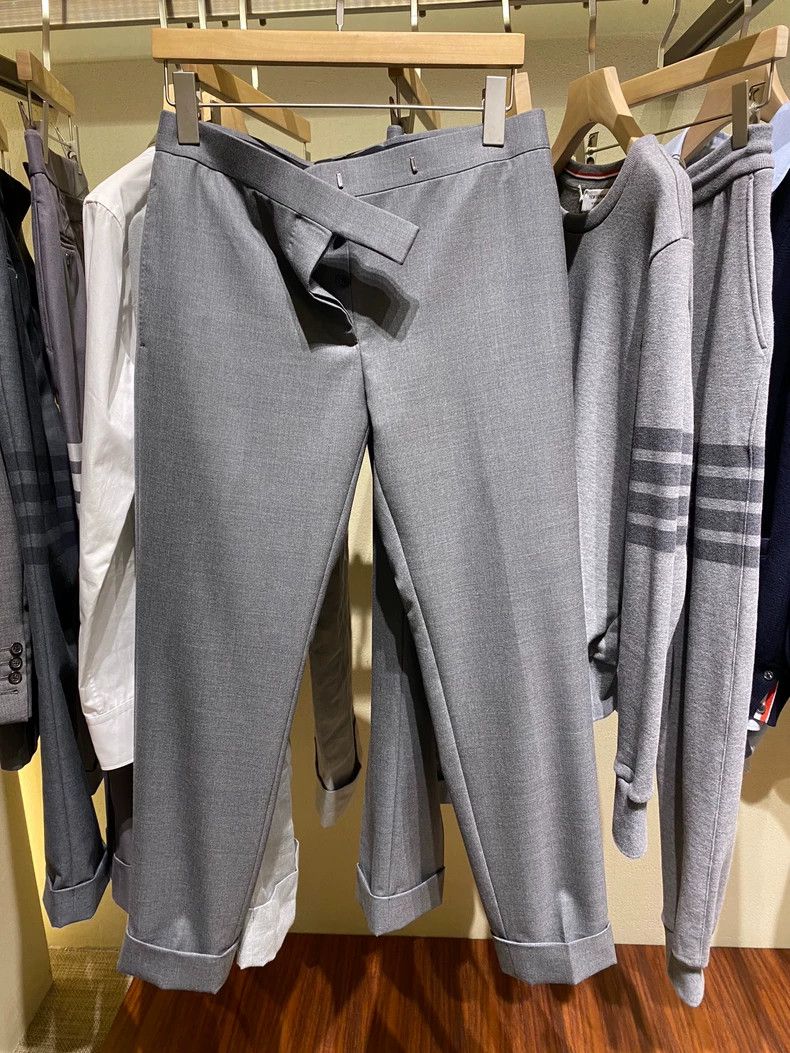 Thom Browne Thom Browne Classic Slim Fit Gray Trousers - dmc Size US 31 - 1 Thumbnail