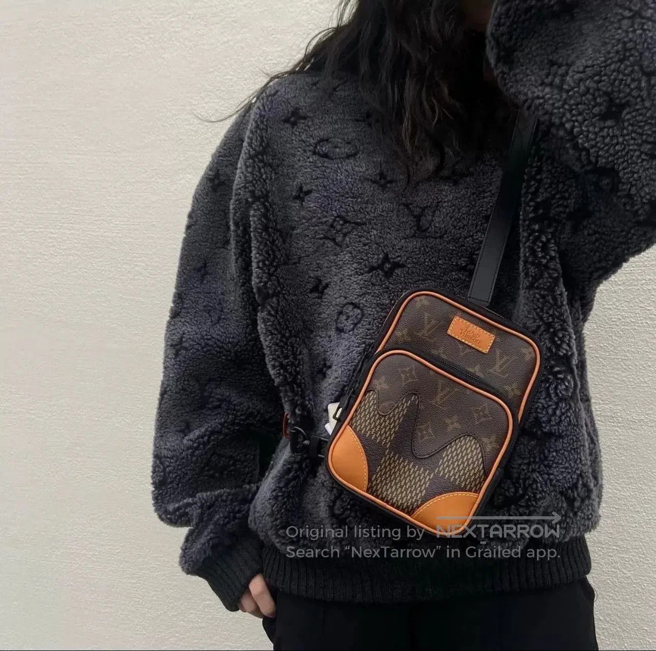 Louis Vuitton Louis Vuitton Carbon Black Monogram Fur Sweatshirt. Size US L / EU 52-54 / 3 - 4 Thumbnail