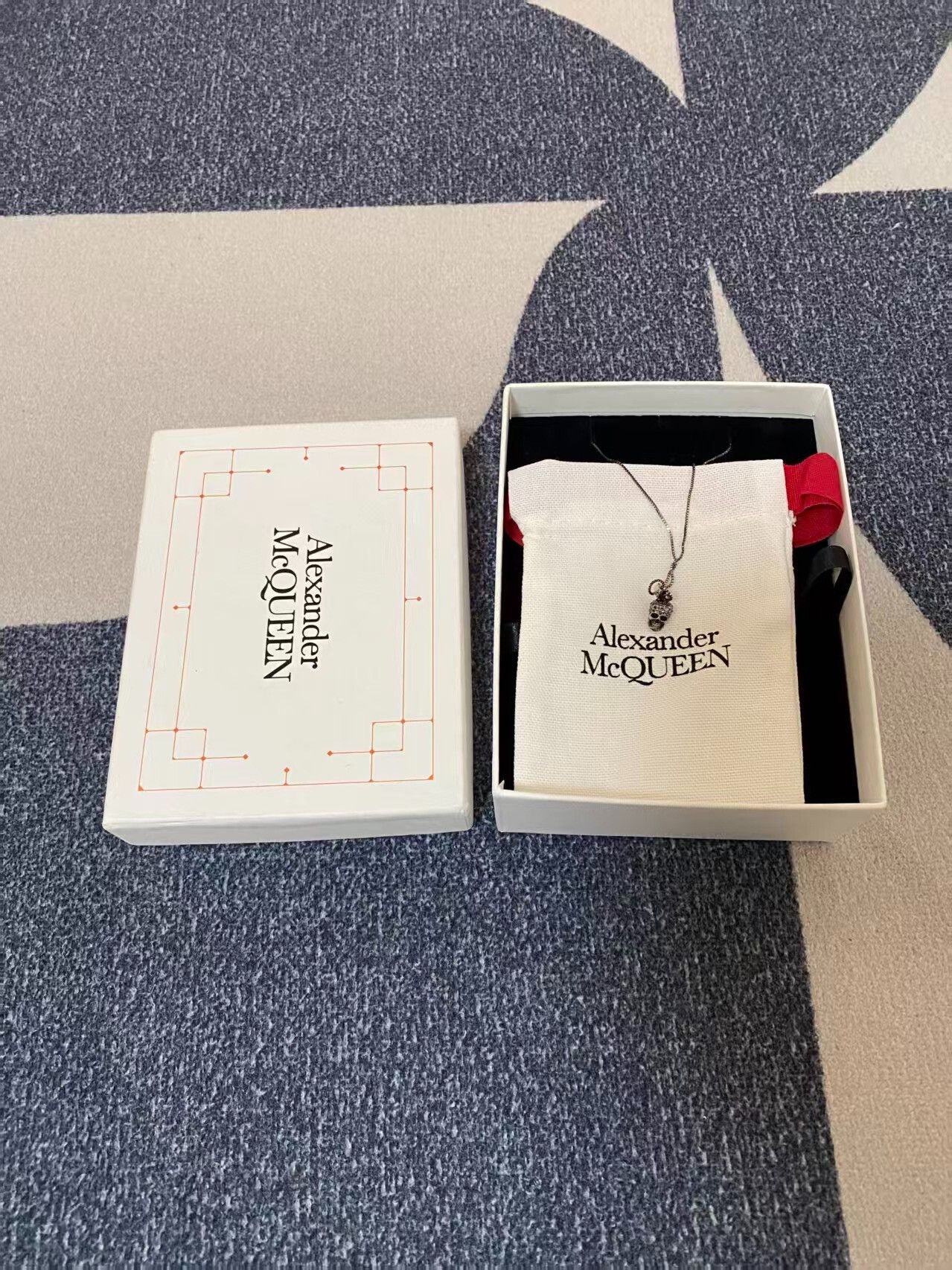Alexander McQueen Alexander McQueen Skull Necklace with Complete Accessories Size ONE SIZE - 1 Thumbnail