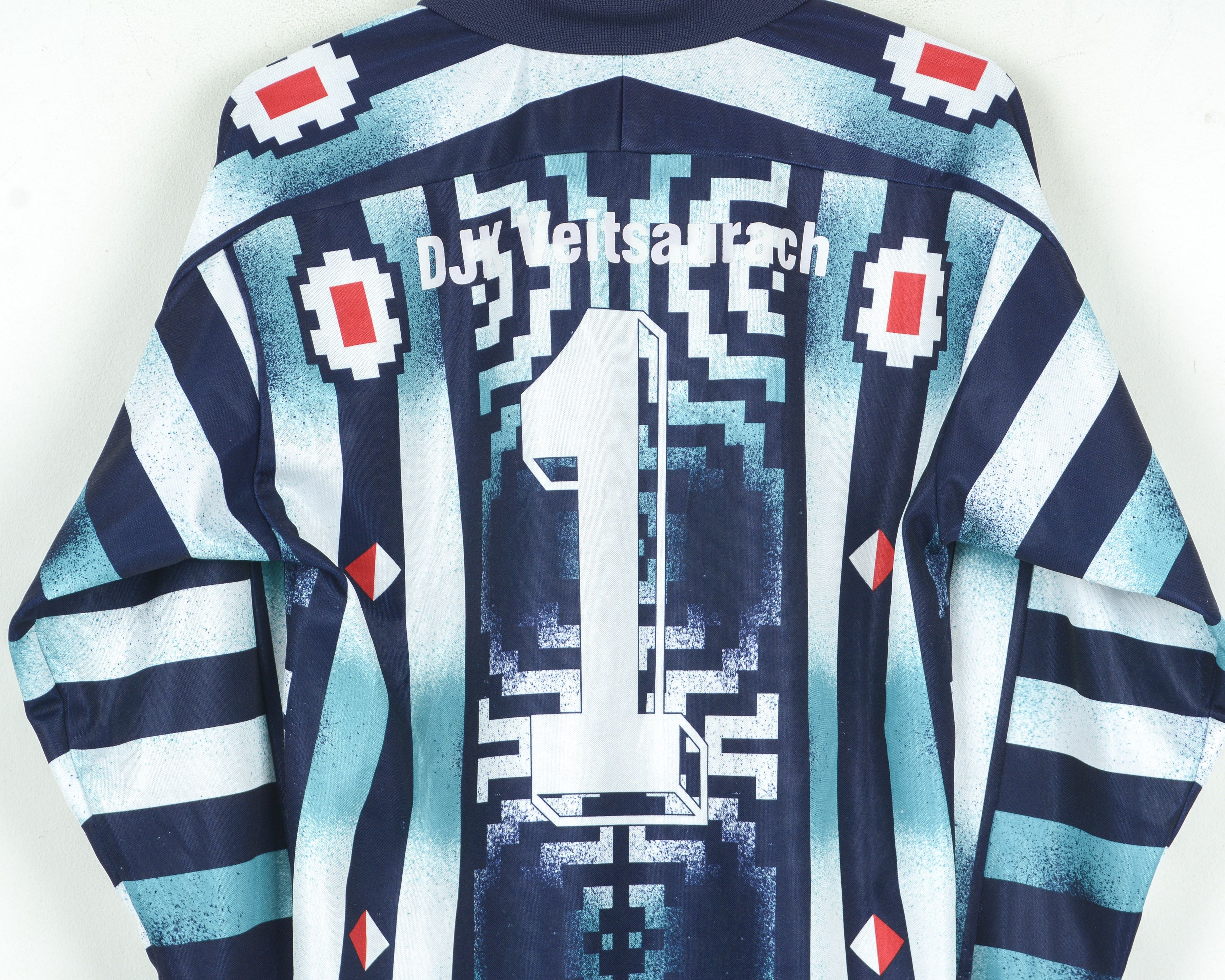 Erima DJK Veitsaurach S Football Long Sleeve Goalkeeper Shirt #1 Size US S / EU 44-46 / 1 - 2 Thumbnail