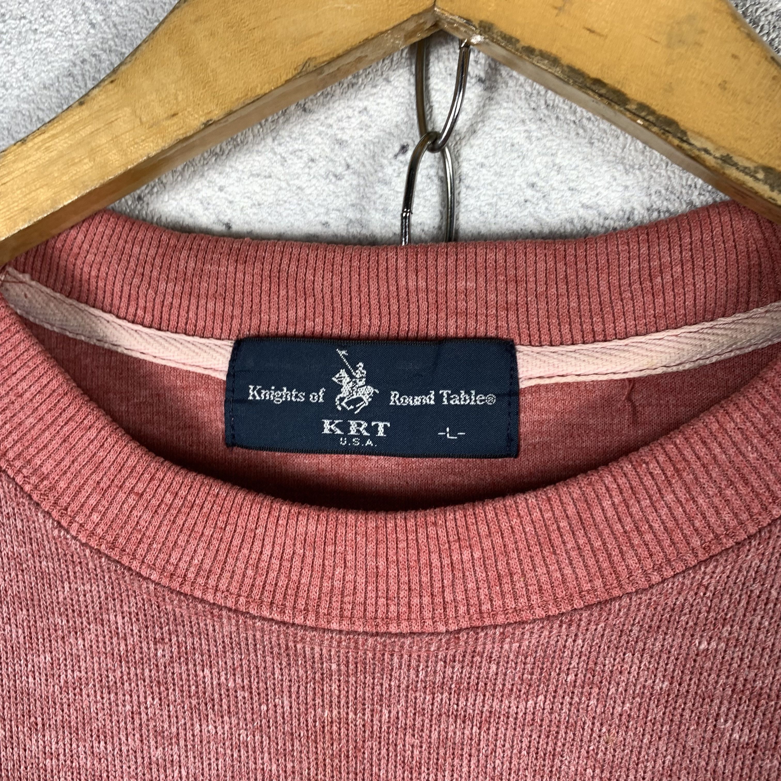 Vintage Vintage Knights of Round Table Sweatshirt Crewneck Size US S / EU 44-46 / 1 - 3 Thumbnail