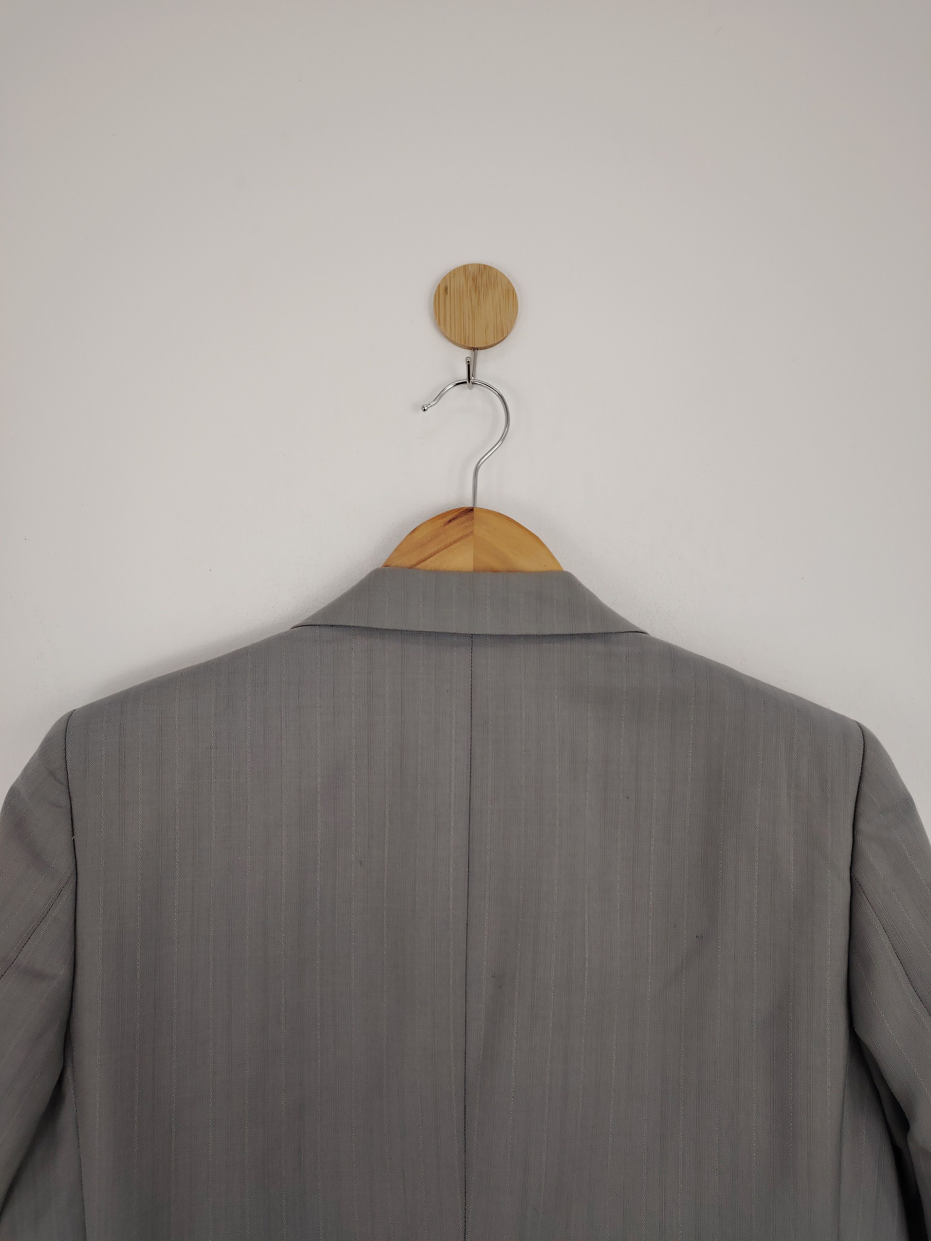 Burberry Vintage Burberrys' Designer Tuxedo Button Suit MJ0037Z Size US S / EU 44-46 / 1 - 4 Thumbnail