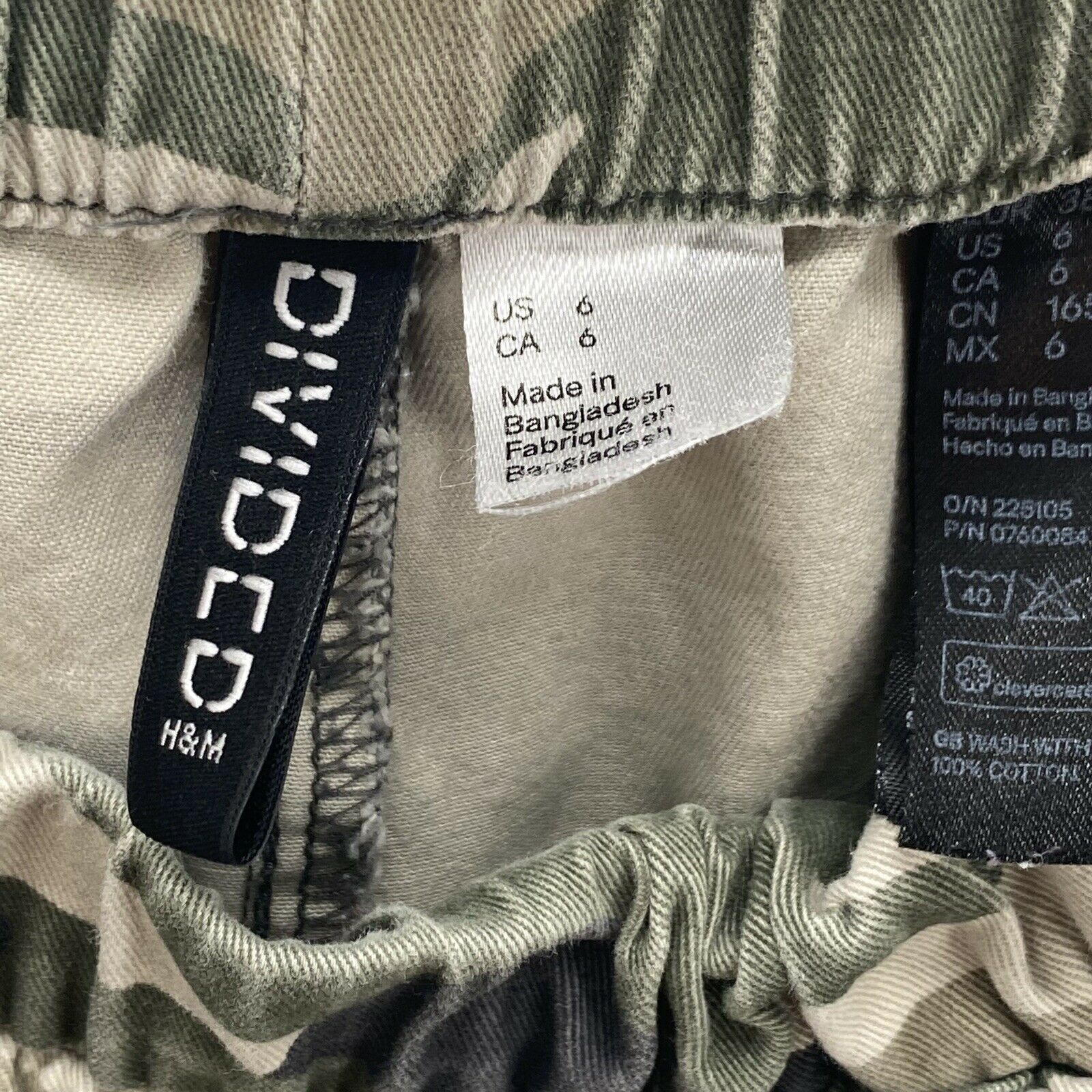 H&M H&M Divided Women's Cargo Joggers Size 6 Green Camo Pants Size 28" / US 6 / IT 42 - 12 Thumbnail