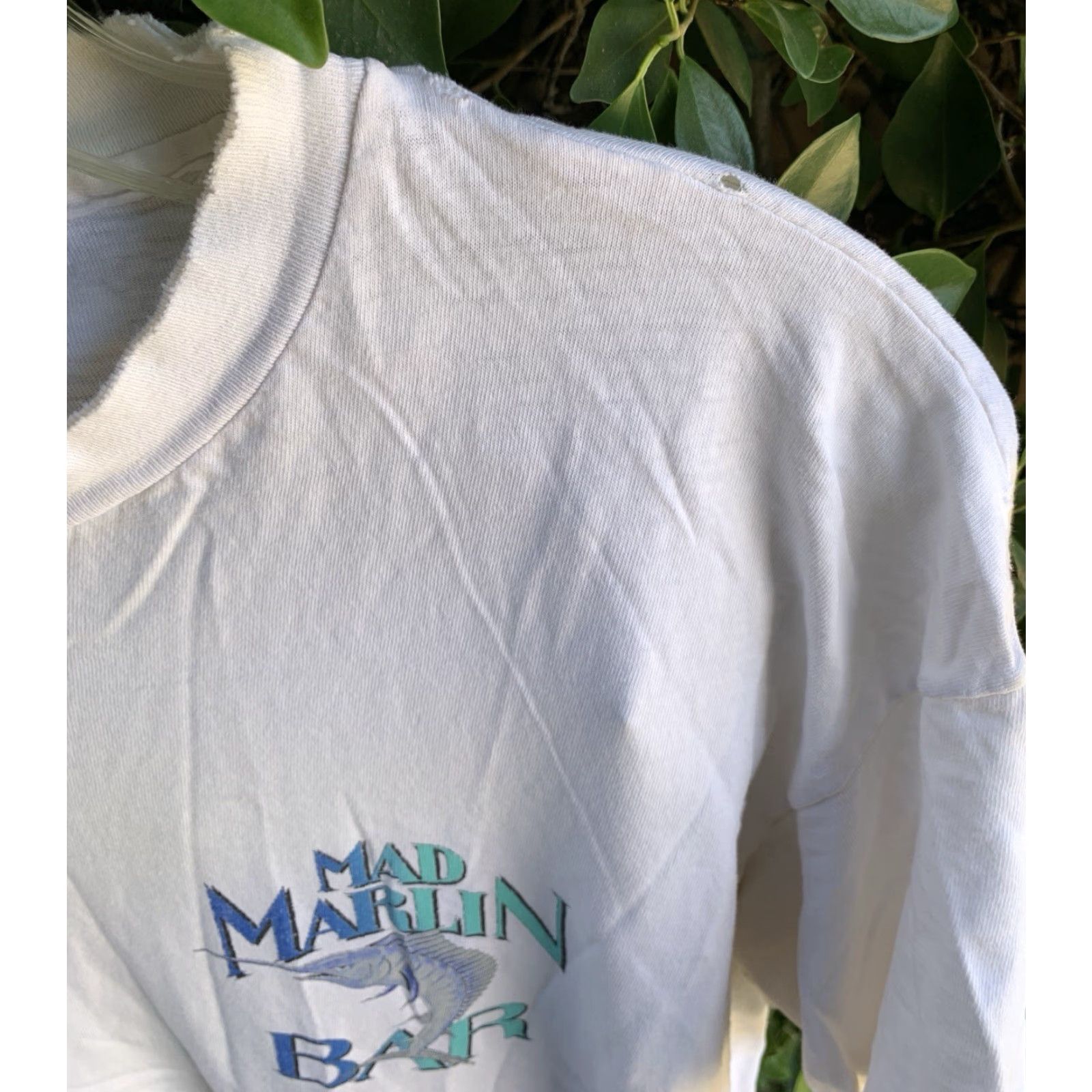Thrasher VINTAGE Maui T Shirt Men XL White Bar Maui Mad Marlin Distressed Holes Thrashed Vintage Shirt Men XL White Hawaiian Fish 90s Size US XL / EU 56 / 4 - 5 Thumbnail