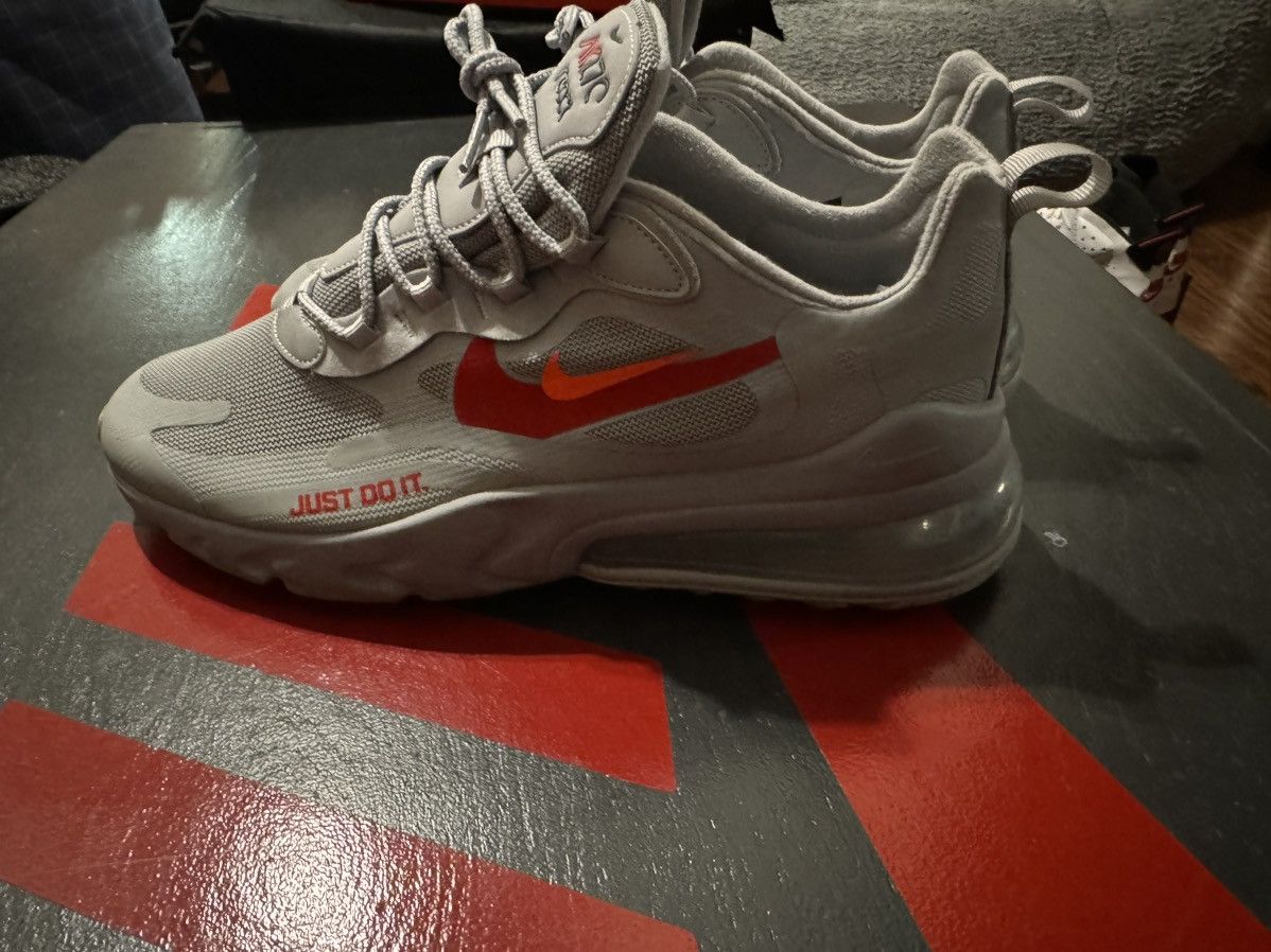 Air Max 270 react just do it grey