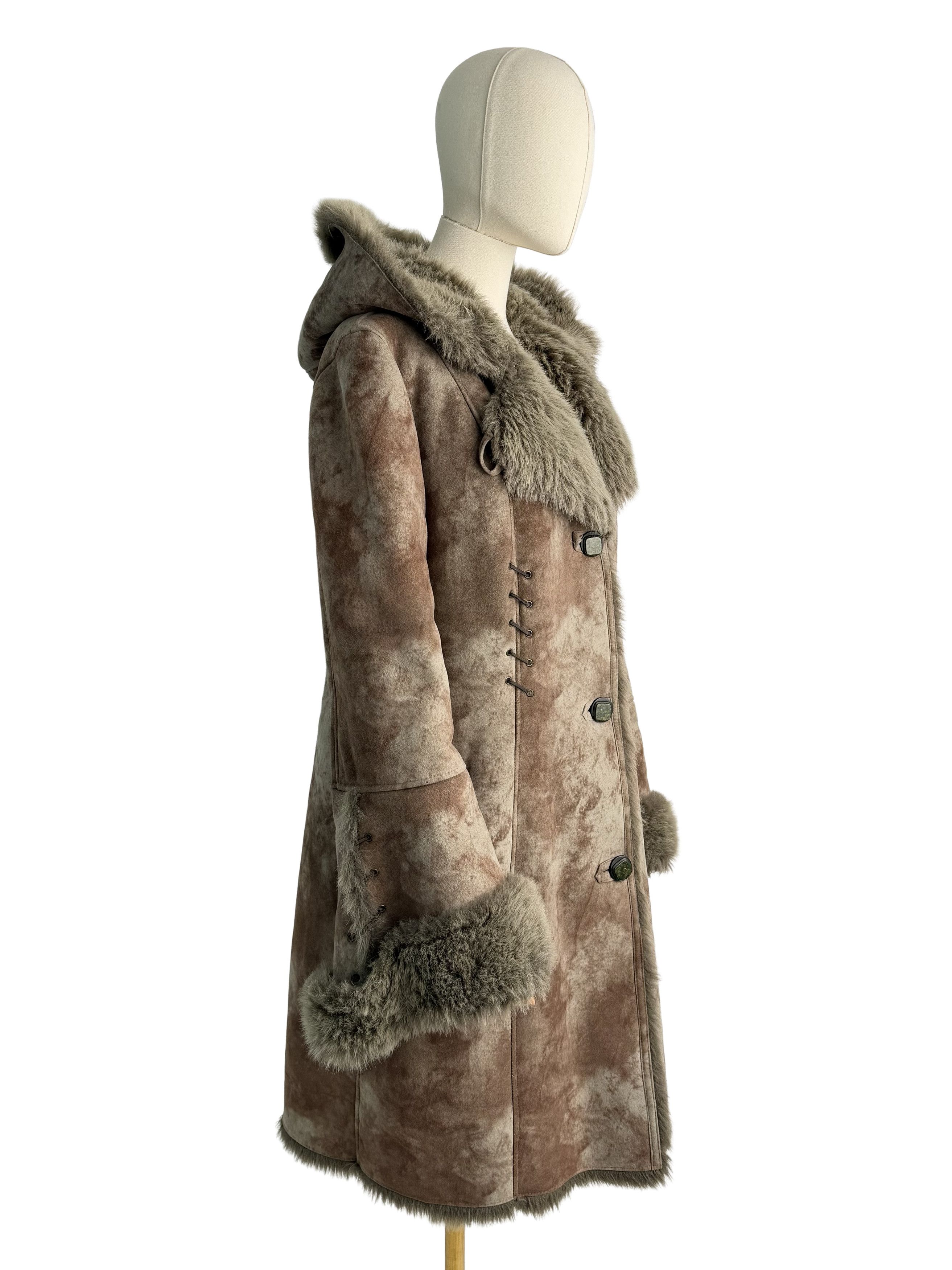 Vintage Vintage Faux Shearling Faux Fur Hooded Winter Long Coat Size L / US 10 / IT 46 - 1 Thumbnail
