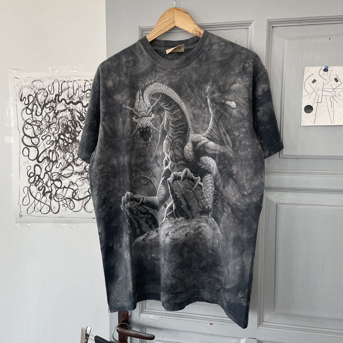 Japanese Brand × Vintage Vintage 00’s The Mountain Overprinted Dragon T-shirts Size US L / EU 52-54 / 3 - 2 Thumbnail