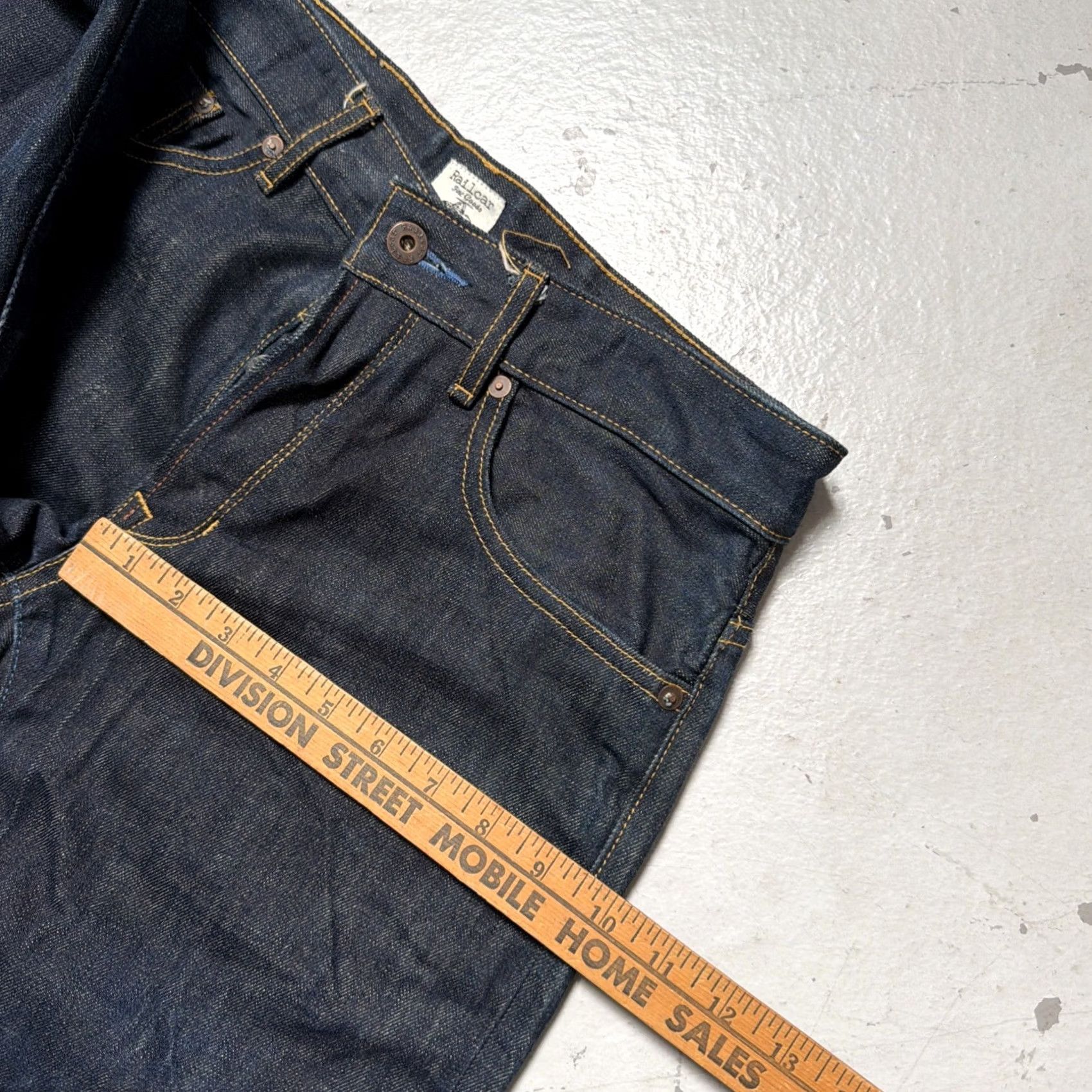Railcar Fine Goods Railcar Fine Goods x Jiberish Selvedge Denim Dark Blue Jeans Made USA 30 Mens Jeans 30 Blue Indigo USA Collaboration Workwear Heritage 90s Style Size US 30 / EU 46 - 6 Thumbnail