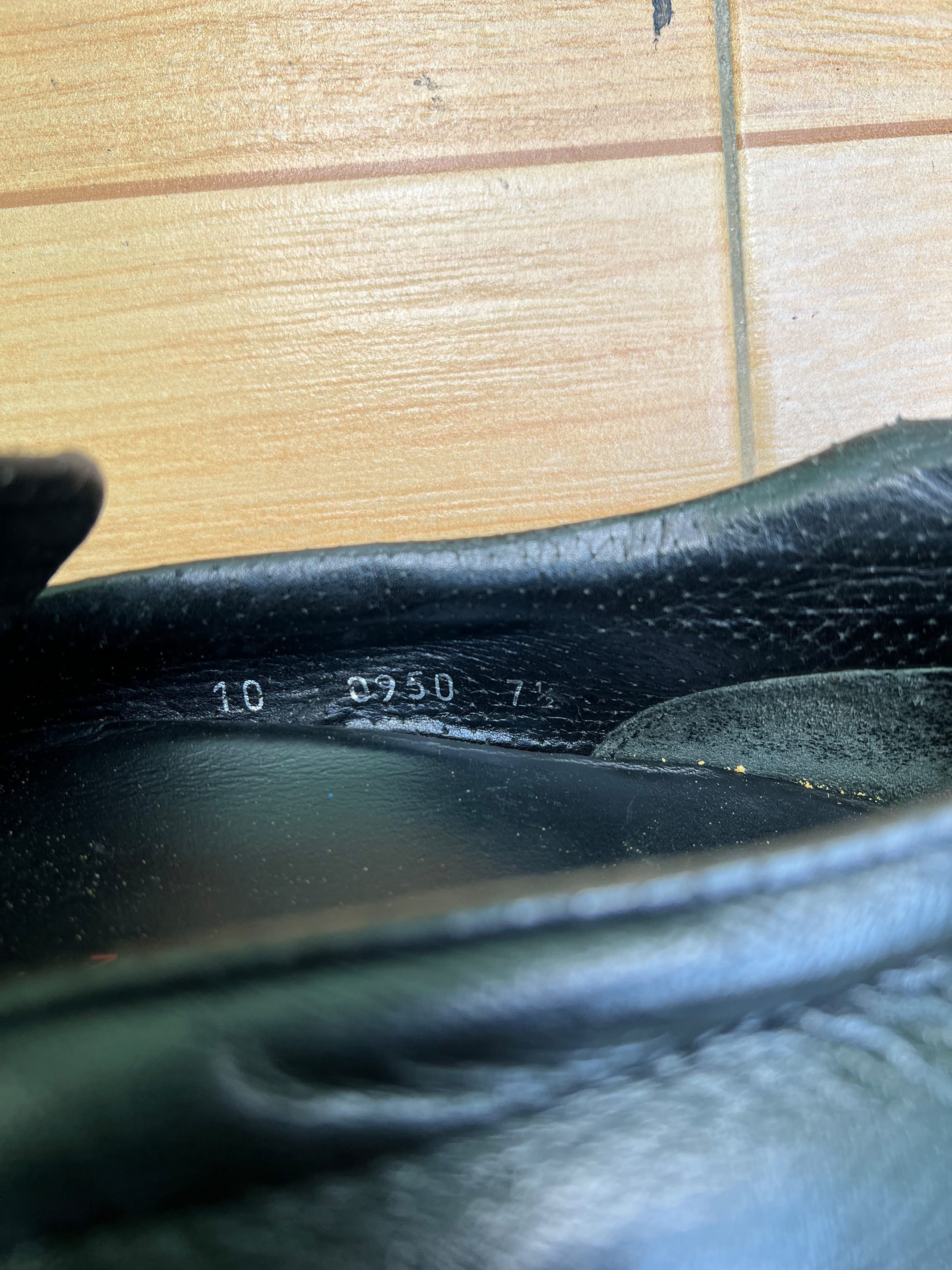 Prada Prada Sport Driving Black Leather Loafers Sz 7.5 UK Size US 8.5 / EU 41-42 - 9 Thumbnail
