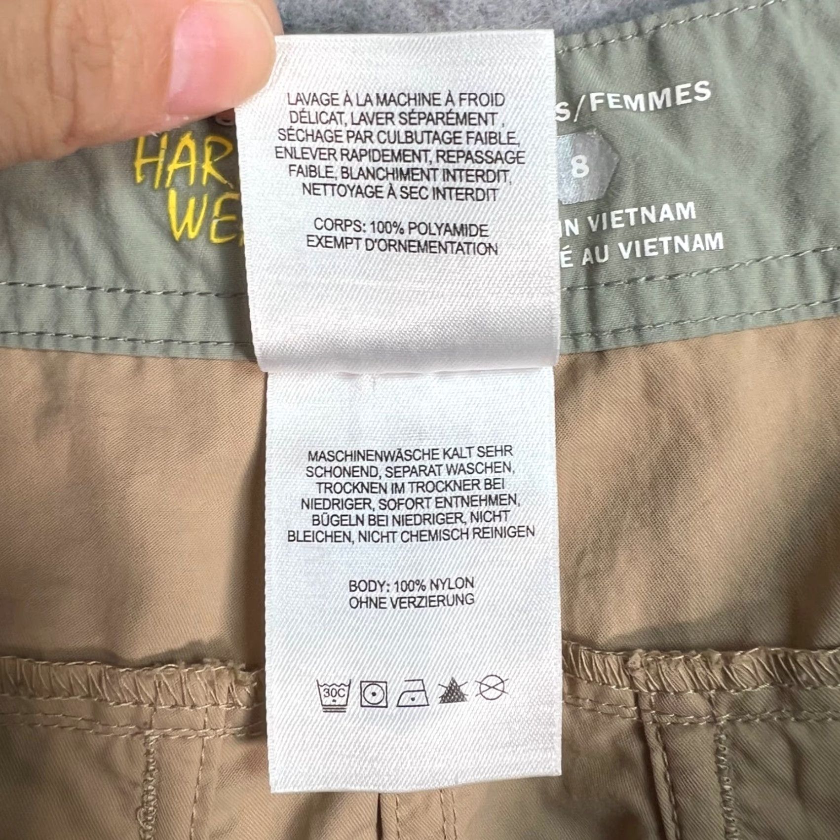Mountain Hardwear VINTAGE Mountain Hard Wear Skirt Women Adult 8 Beige Nylon Knee-Length Cargo Casual Womens Size 30" / US 8 / IT 44 - 4 Thumbnail
