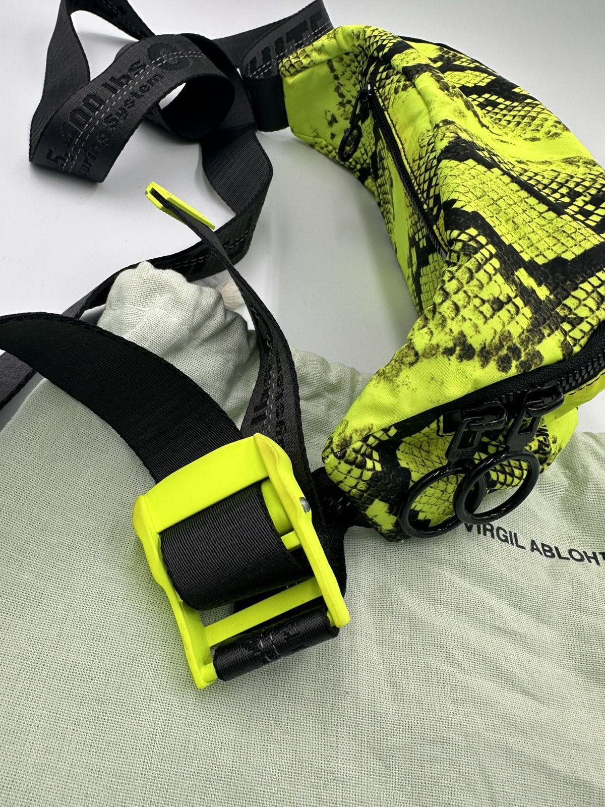Off-White OFF-WHITE SNAKESKIN WAISTE BAG Size ONE SIZE - 4 Thumbnail