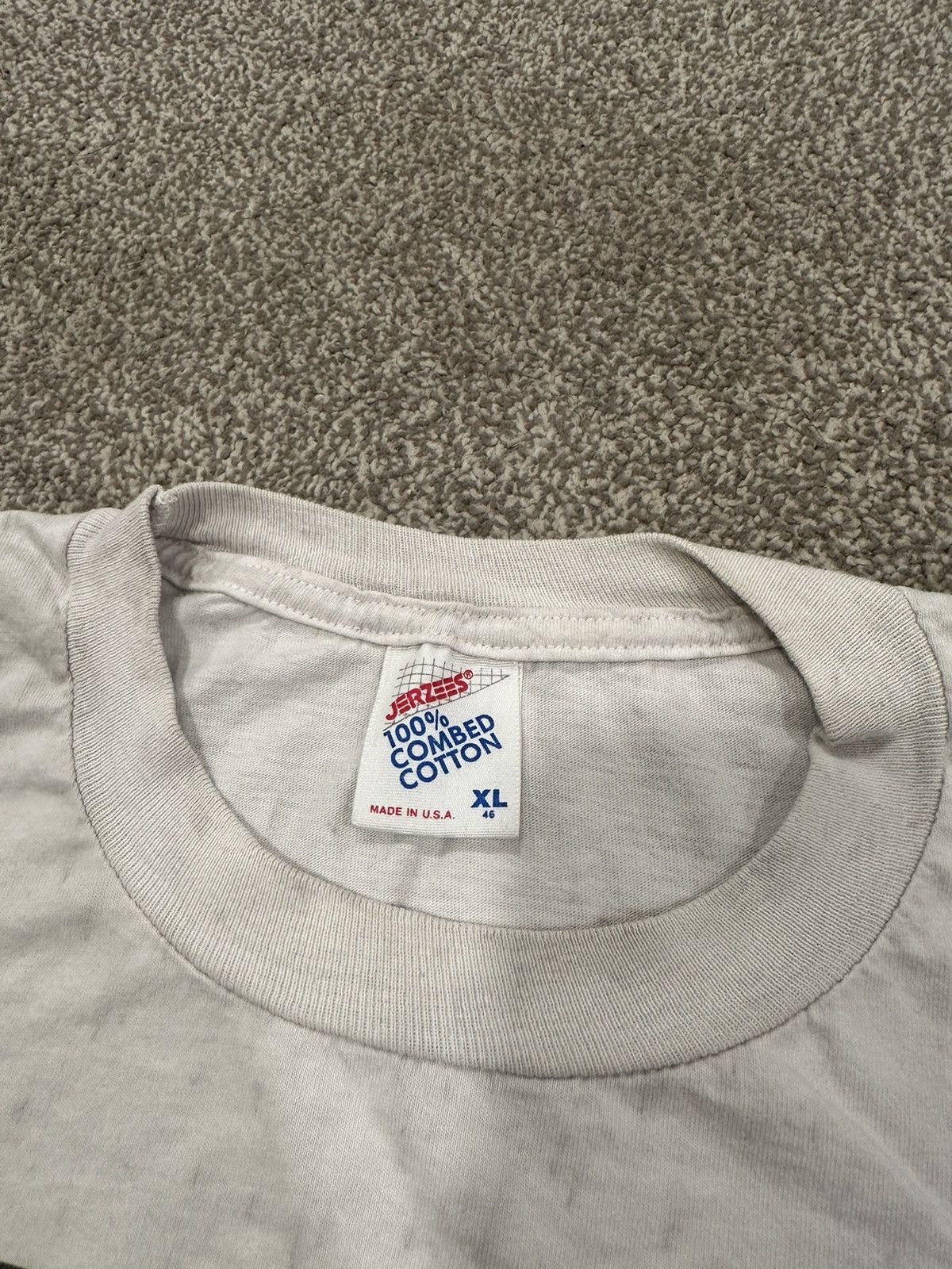 Vintage 90s Vintage Local Hero T-Shirt Size US L / EU 52-54 / 3 - 8 Thumbnail