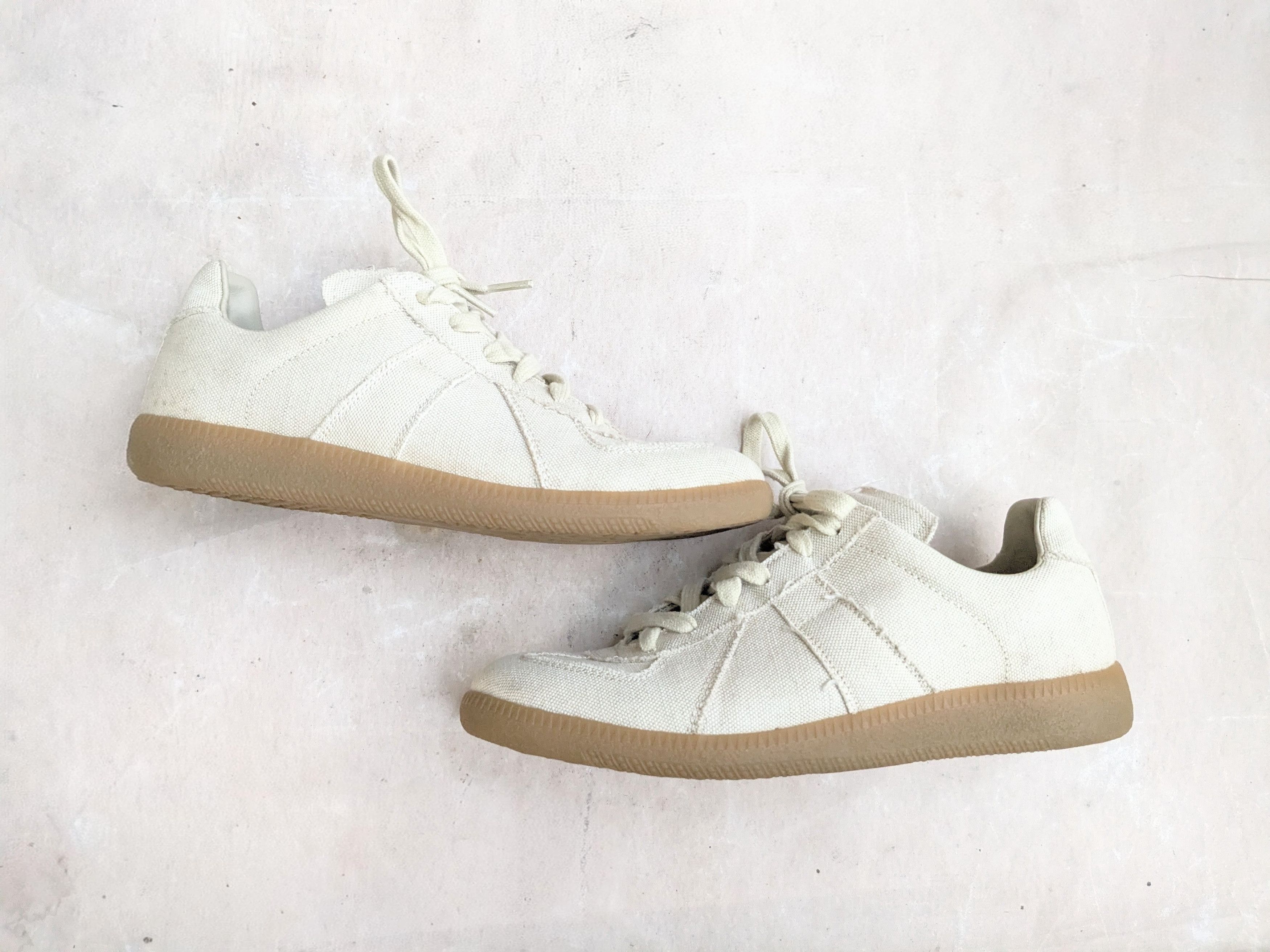 Jewelry Maison Margiela Replica GAT Beige Canvas Low 37 7 Size US 7 / IT 37 - 1 Thumbnail