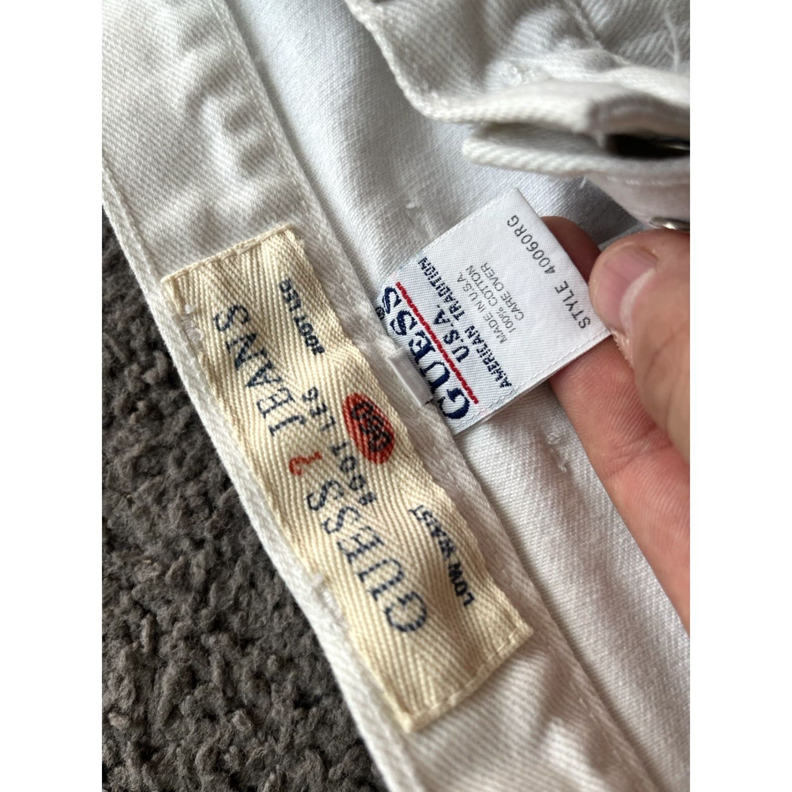 Guess VTG Guess Jeans Women's 28 Boot Cut Low Rise White Denim 060 40060RG 5-Pocket Size 28" / US 6 / IT 42 - 7 Thumbnail