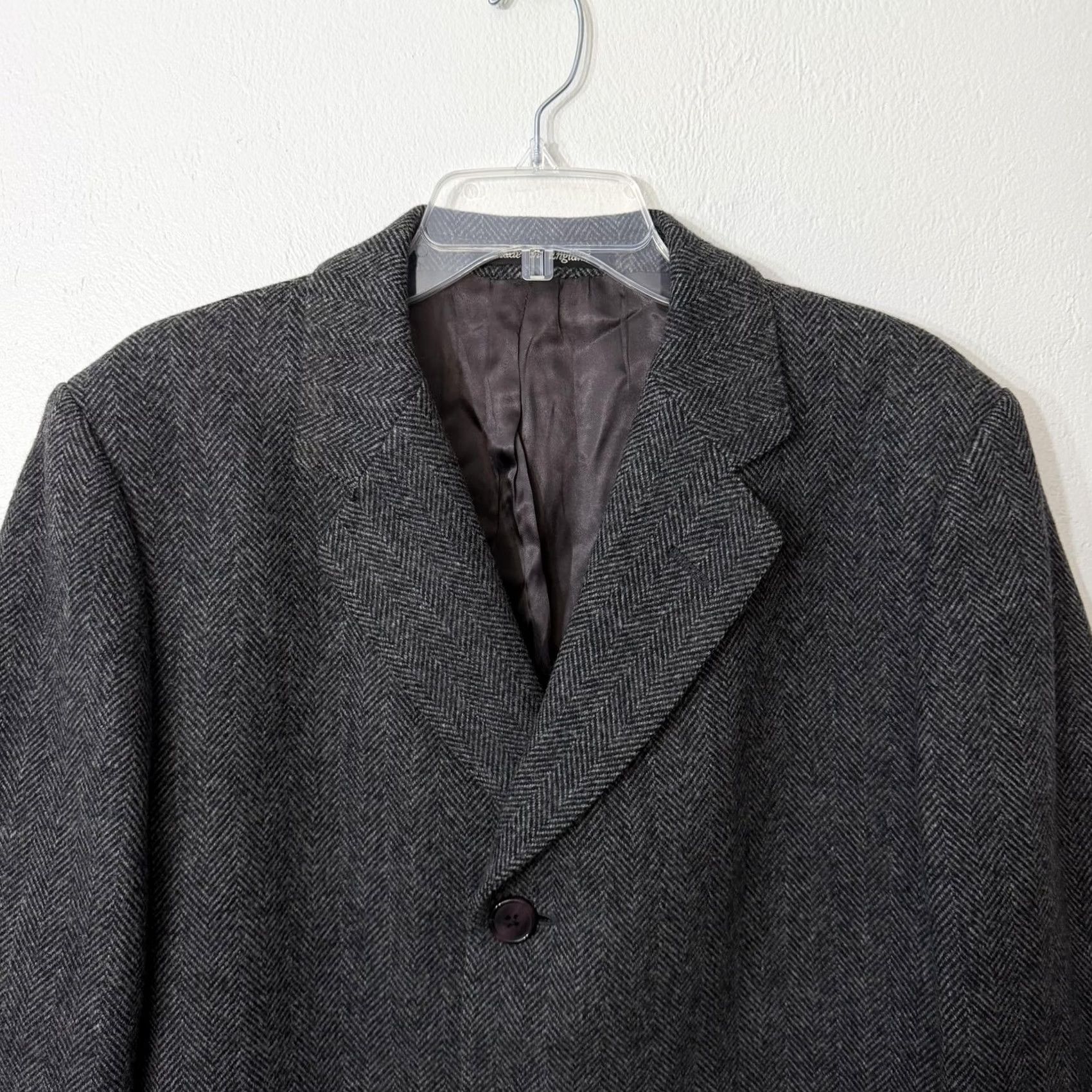 Vintage VINTAGE Barneys New York Overcoat Mens 46 Gray Wool Herringbone Tweed Long Lined Coat Size US S / EU 44-46 / 1 - 2 Thumbnail