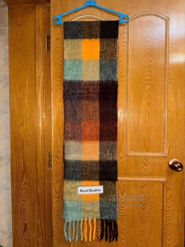 Acne Studios Acne Studios Winter Warm Plaid Fringed Rainbow Scarf Size ONE SIZE - 1 Thumbnail
