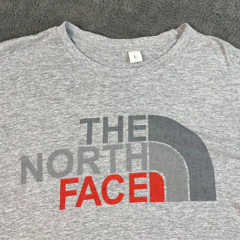 The North Face The North Face T-shirt - Size L - Grey Size US L / EU 52-54 / 3 - 2 Thumbnail
