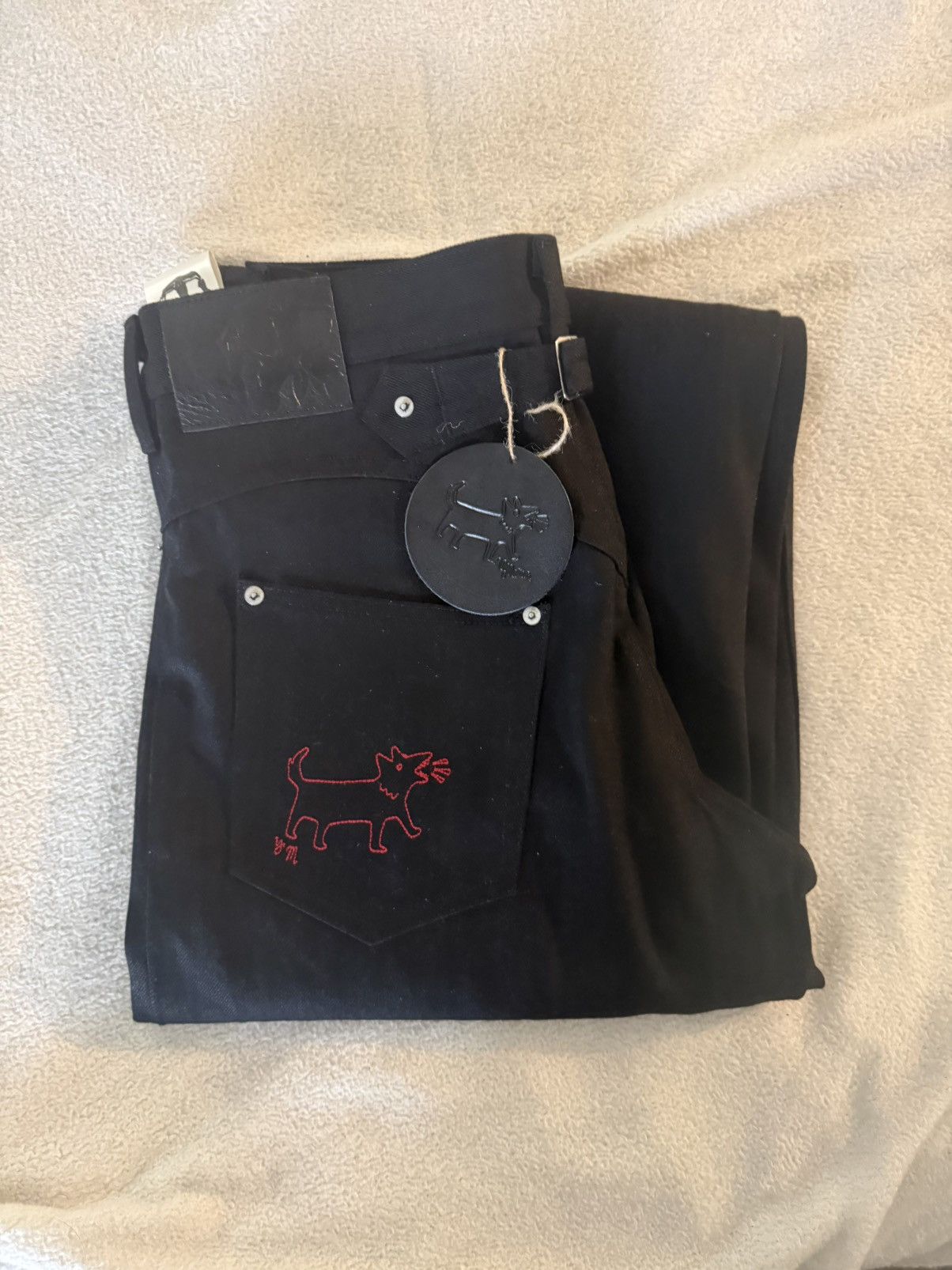 Yuremane Yuremane Black 16 oz Size US 32 / EU 48 - 1 Thumbnail