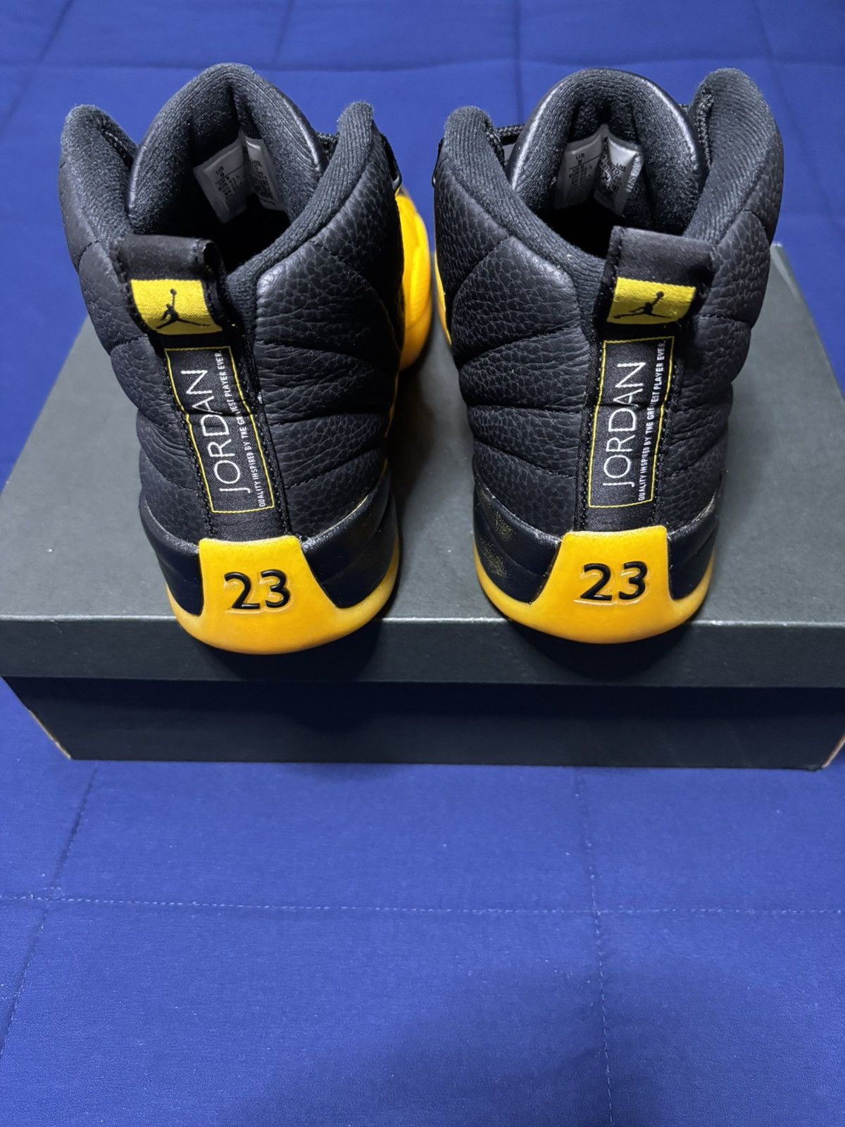 Jordan Brand Jordan 12 Retro University Gold 2020 Size 9 Size US 9 / EU 42 - 4 Thumbnail