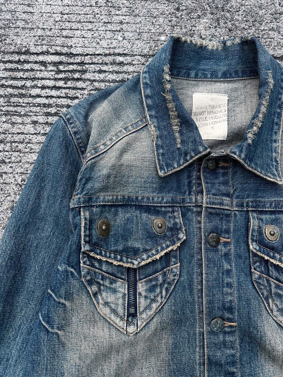 If Six Was Nine × Japanese Brand × Tornado Mart 2000’s Midas Damage Washed Denim Jacket Size US L / EU 52-54 / 3 - 9 Thumbnail
