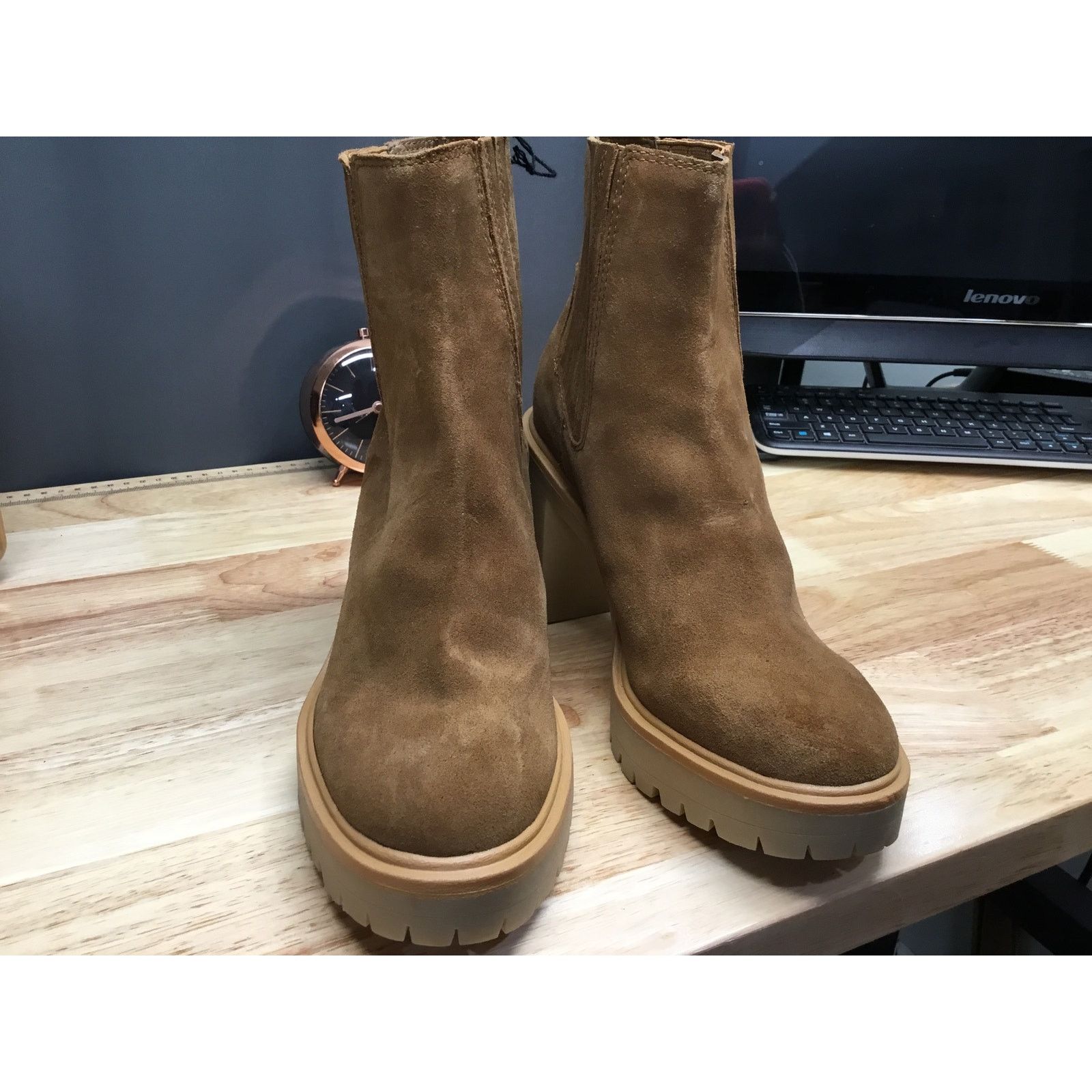 Dolce Vita Caster H2O Boots Women 10 Suede Heel Shoes Ankle Boots in Brown