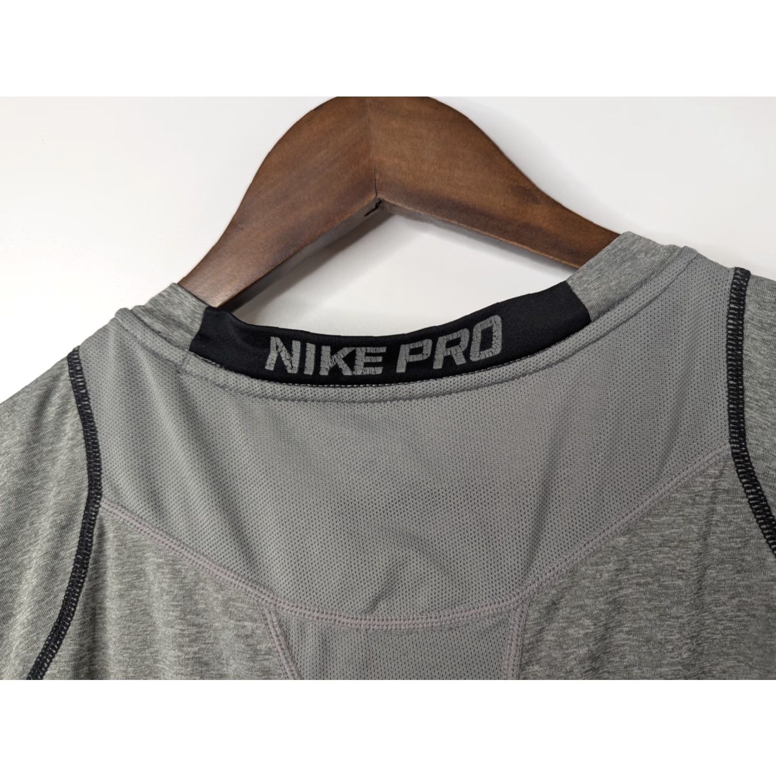 Nike Nike Pro Tank Top Men's Large Sleeveless DriFit Athletic Shirt 703102-091 Gray Pro Size US L / EU 52-54 / 3 - 4 Thumbnail