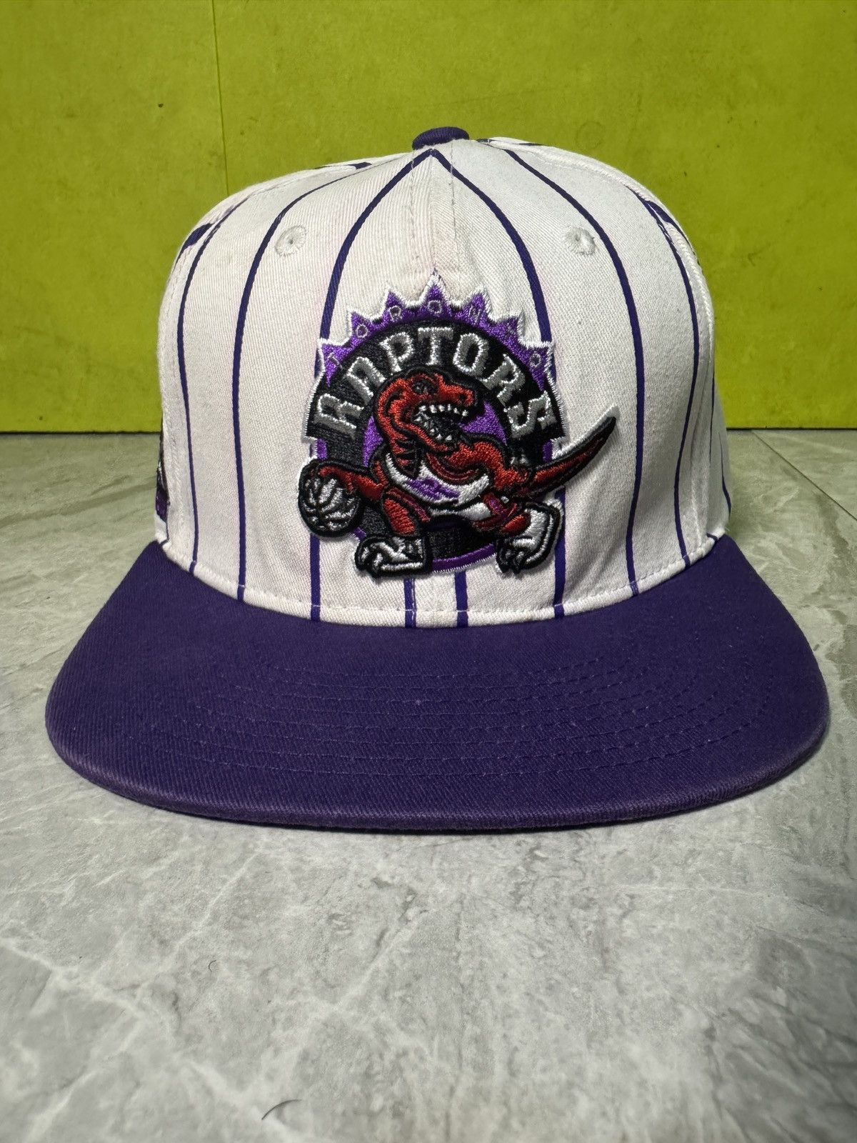 Mitchell & Ness Mitchell & Ness x NBA x Raptors Size ONE SIZE - 1 Thumbnail