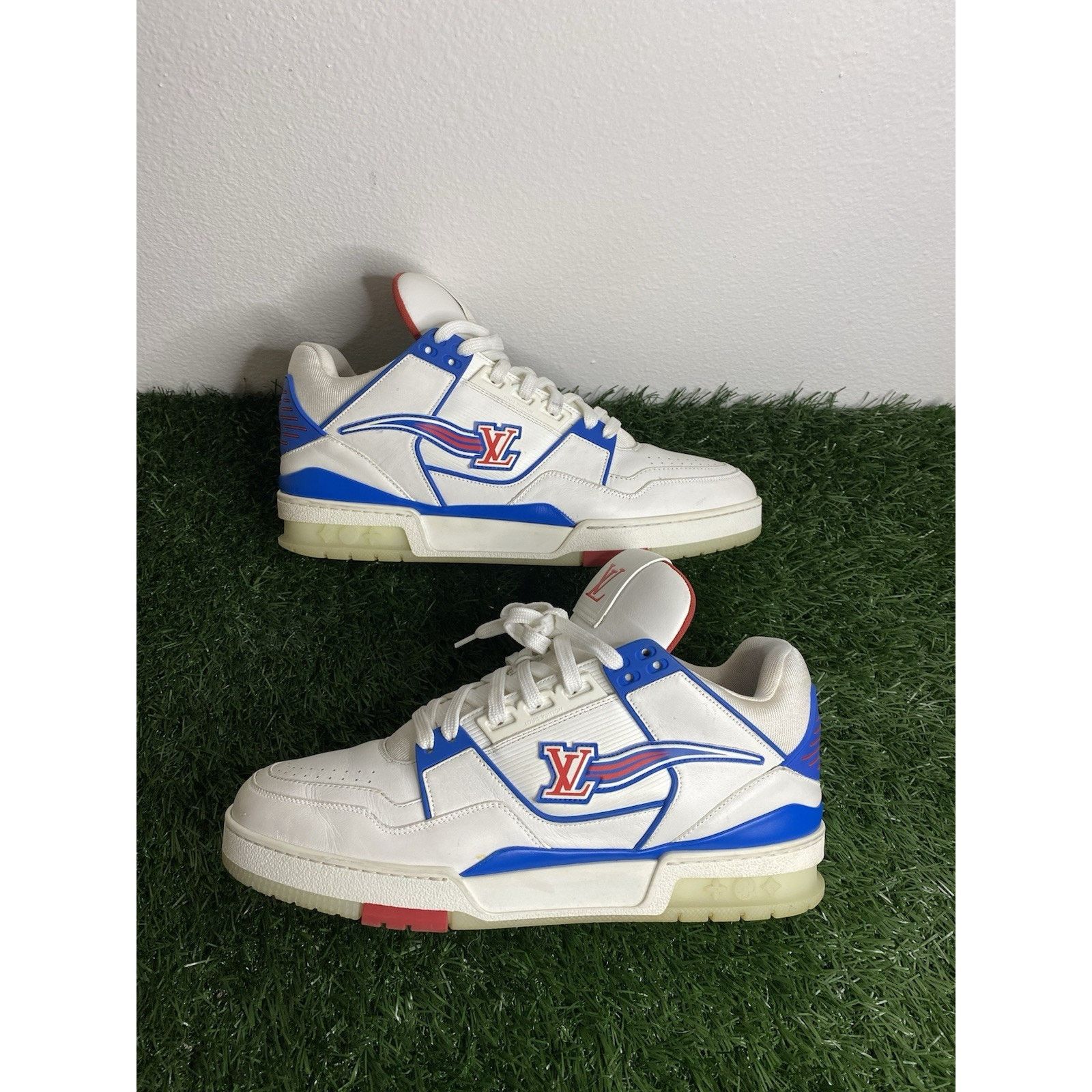 Louis Vuitton Size 8 LV - Louis Vuitton ‘White Red Blue’ Mid Trainer Size US 9 / EU 42 - 2 Thumbnail