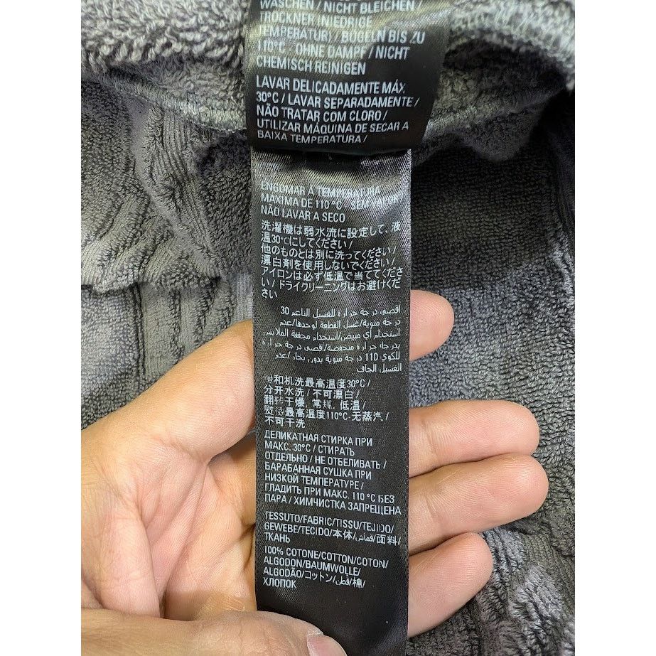 o1rshd1 Monogram Gown in Gray