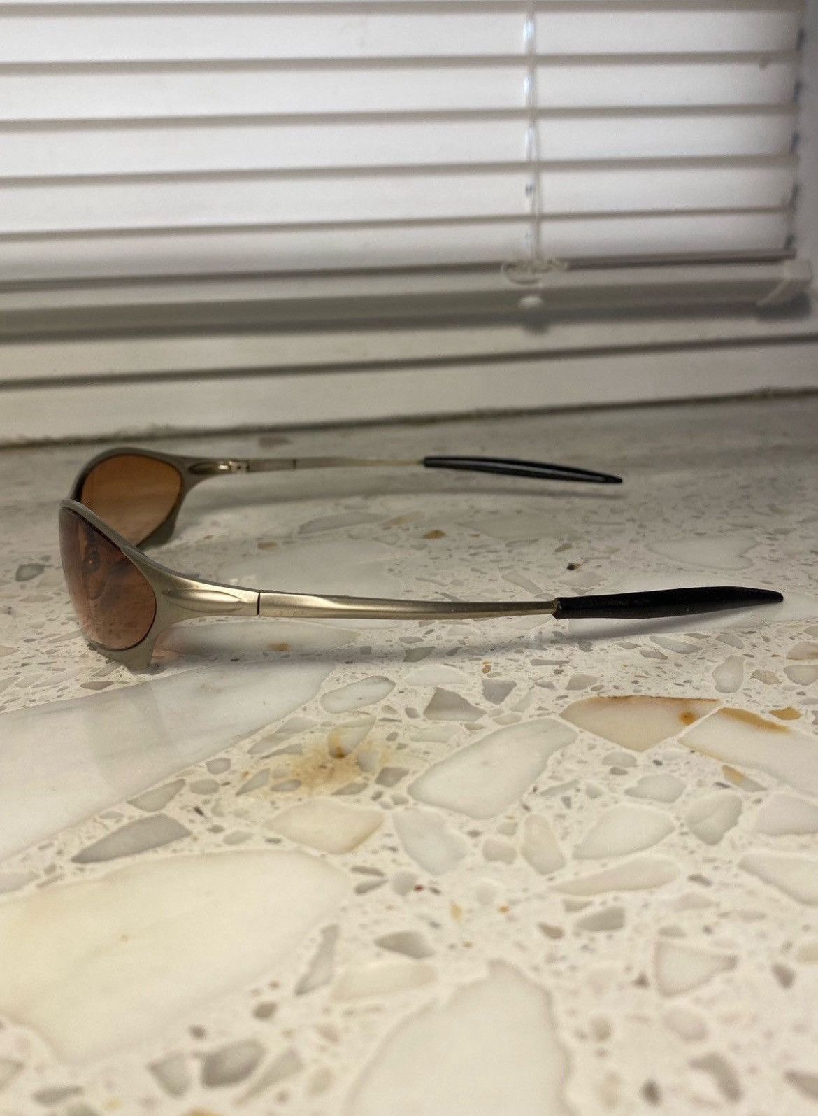 Oakley Vintage Gold Oakley Sunglasses Size ONE SIZE - 9 Thumbnail